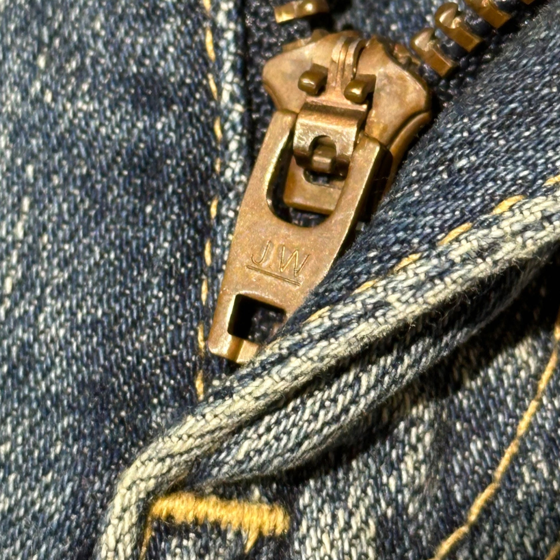 COMME des GARCONS JUNYA WATANABE(コムデギャルソンジュンヤワタナベ) 12AW Vintage-Washed Tapered Denim Pants ヴィンテージ加工 テーパード デニム パンツ JJ-T023 L ライトインディゴ AD2012