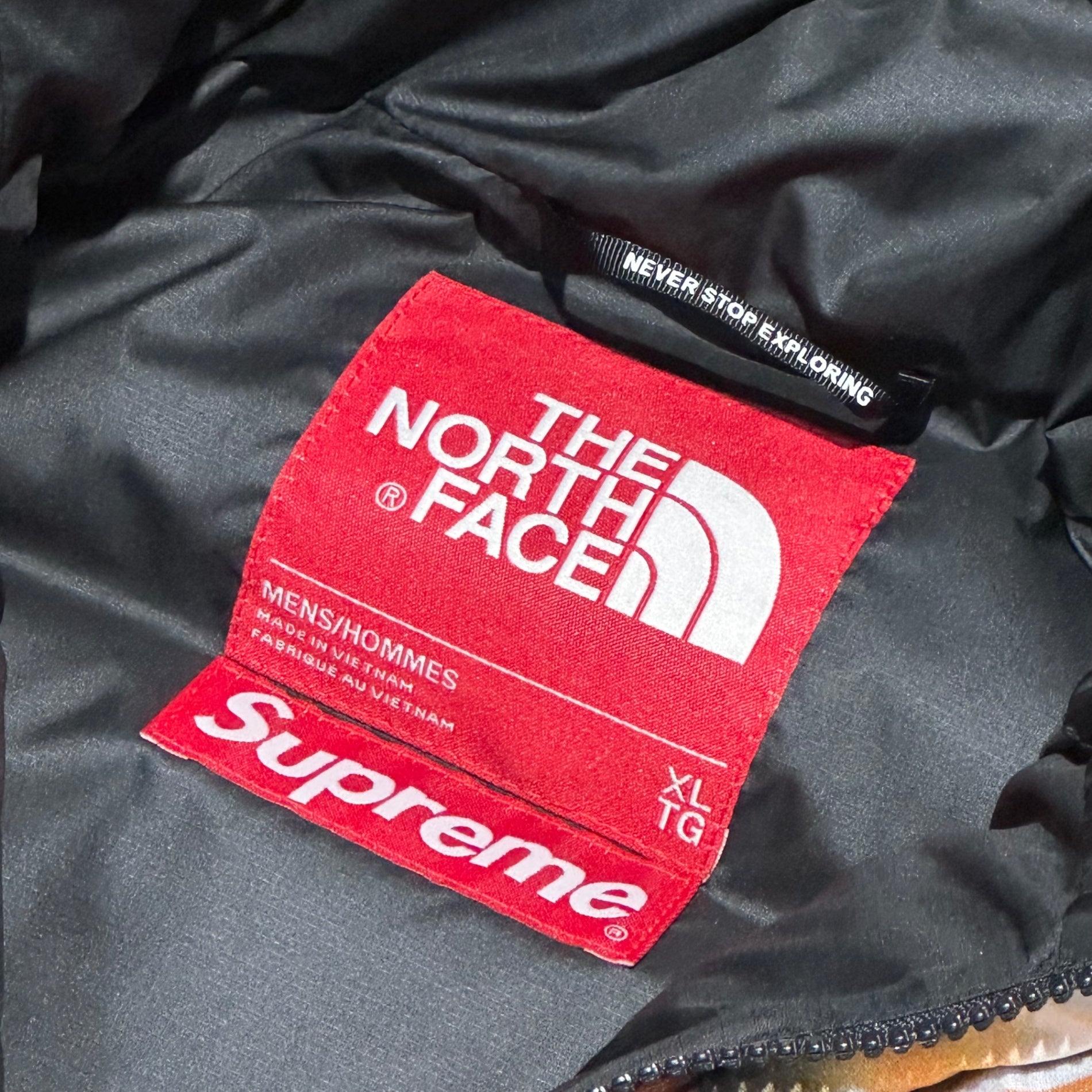SUPREME × THE NORTH FACE(シュプリーム × ノースフェイス) 800-Fill Half Zip Hooded Pullover Times Square 800フィルパワー フーデッド プルオーバー ダウン ジャケット タイムズ スクエア ND522051 XL マルチカラー