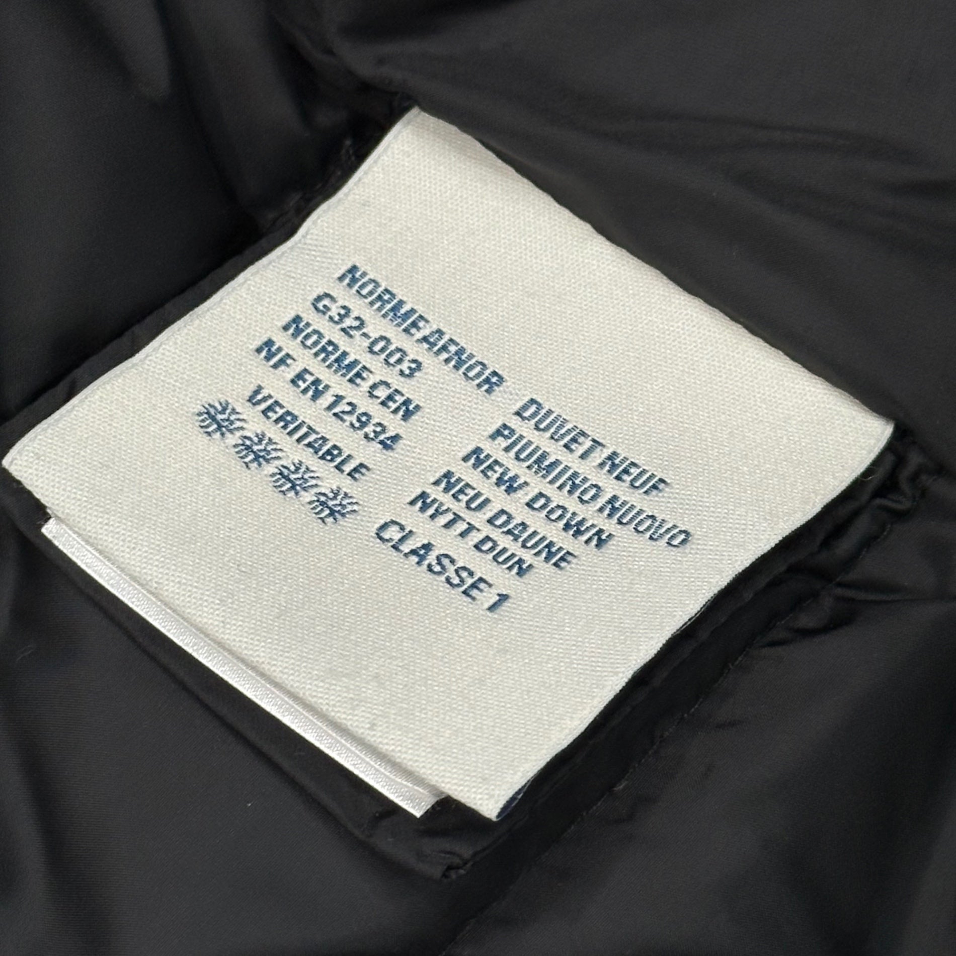 MONCLER×sacai(モンクレール×サカイ) SERI Frill Down Jacket セリ フリル 切替 ダウン ジャケット 2209S4630705 4 ネイビー