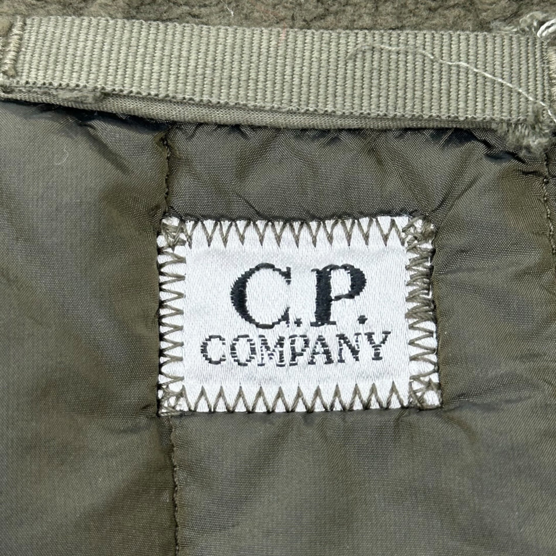 C.P.COMPANY(シーピーカンパニー) 07AW 4 pocket quilted hooded jacket 4ポケット キルティング フーデット ジャケット 4718M155 46 オリーブ 00's マウンテンパーカー ナイロン