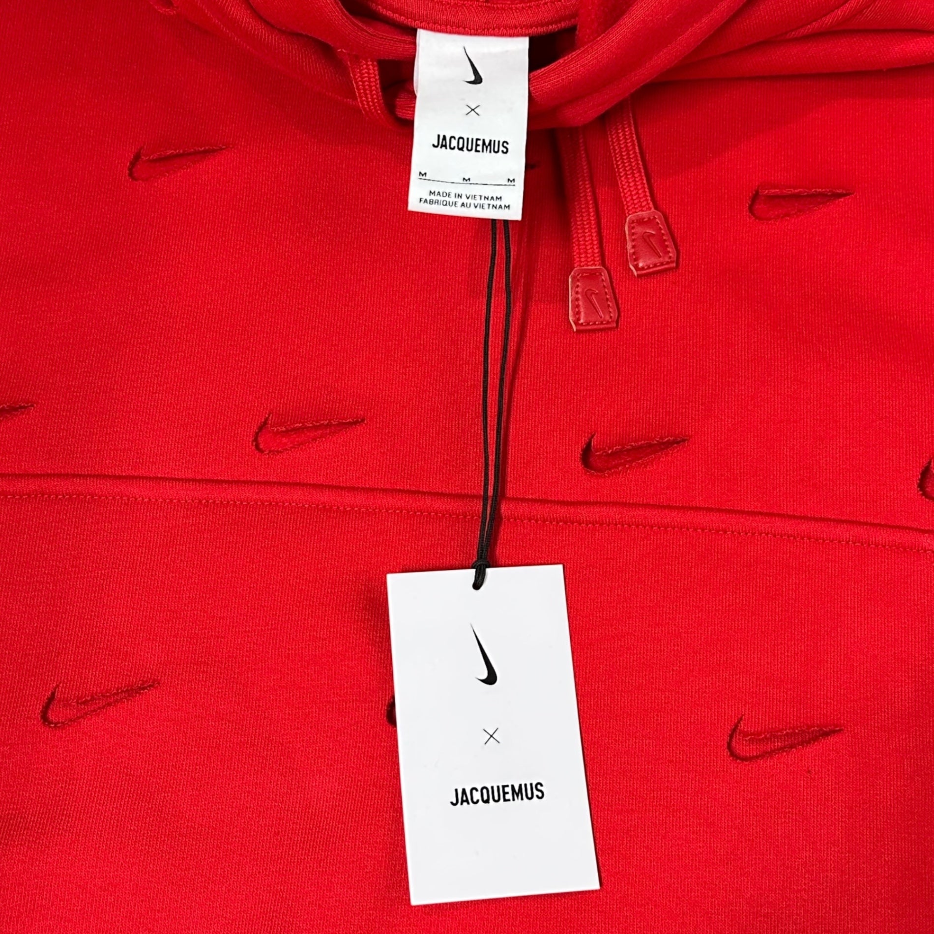 NIKE×JACQUEMUS(ナイキ×ジャックムス) Nrg He L/S Hoodie ロゴ 穴空き プルオーバー パーカー FJ3482-657 M レッド FJ3482-657