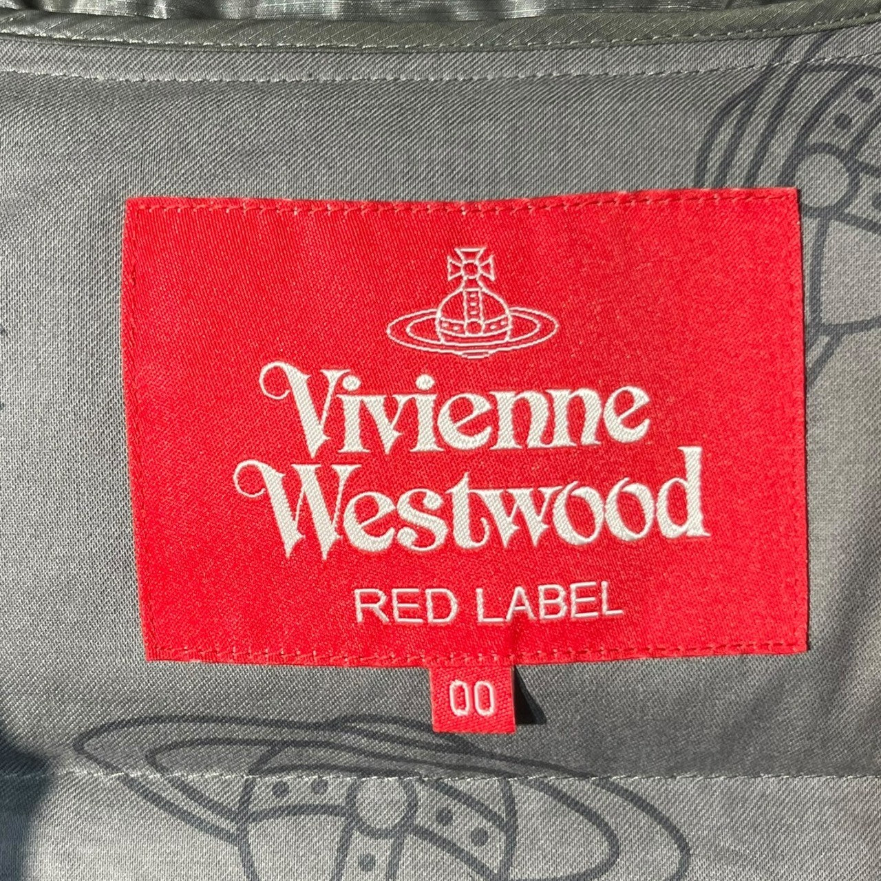 Vivienne Westwood RED LABEL(ヴィヴィアンウエストウッドレッドレーベル) Shawl collar orb logo patch down jacket ショールカラー オーブ ロゴ ワッペン ダウン ジャケット 16-12-412017 00(FREE) オリーブ