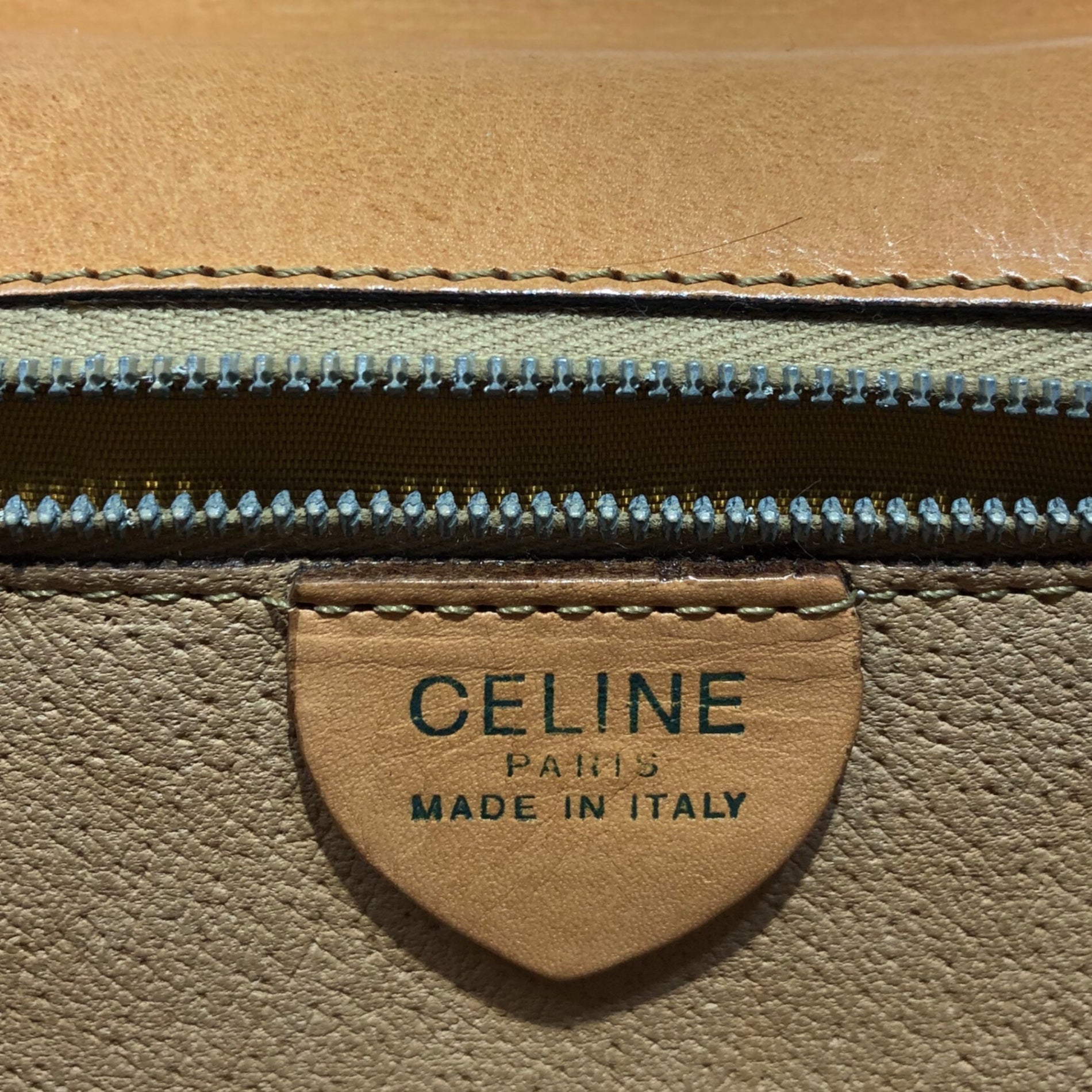 CELINE(セリーヌ) Vintage macadam pattern metal fittings handbag ヴィンテージ マカダム 柄 ゴールド 金具 ハンド バッグ F/10 ブラウン OLD