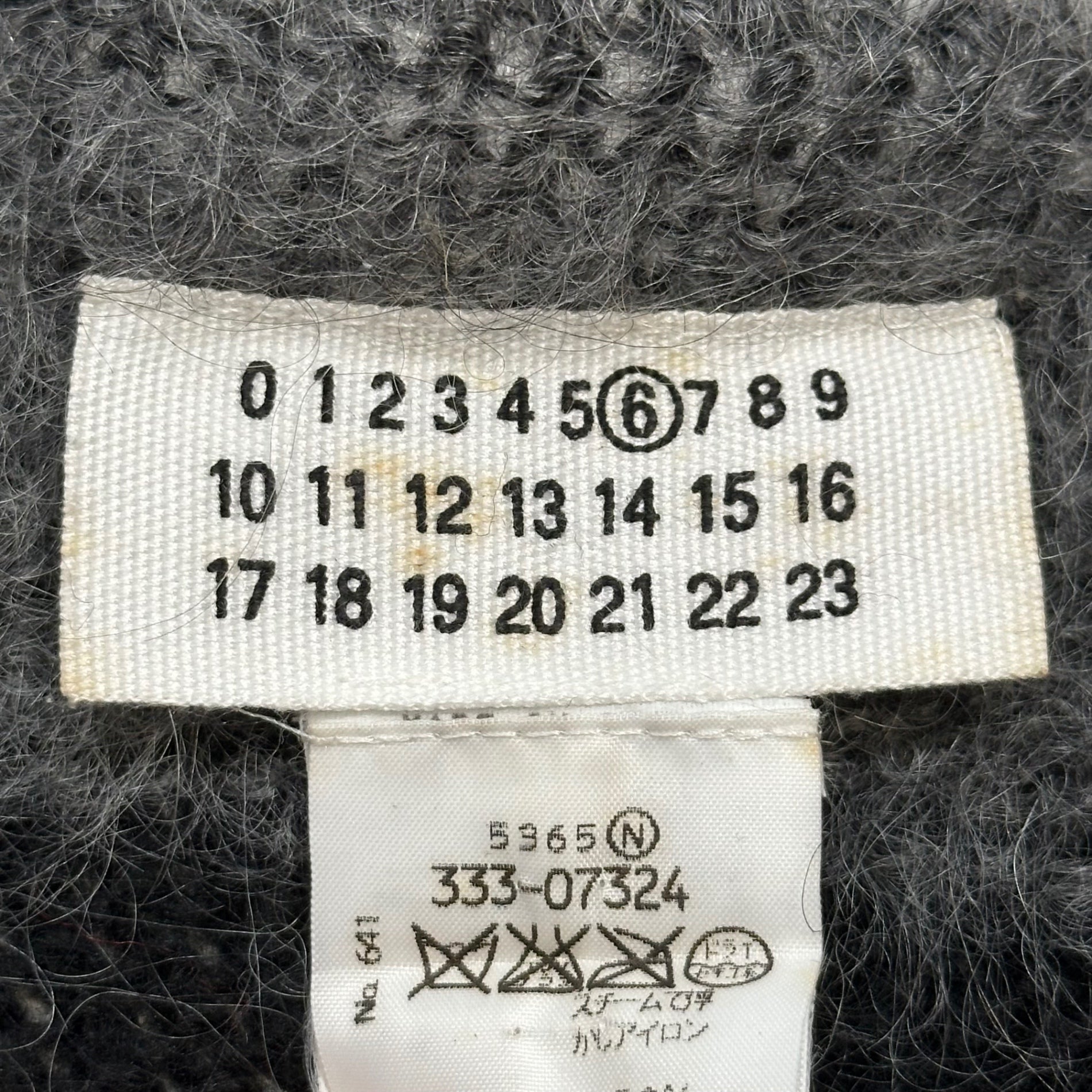Maison Martin Margiela(メゾン マルタンマルジェラ) 1999AW ⑥ By Miss Deanna Striped Mohair Scarf ミスディアナ ボーダー モヘア マフラー ブラック×グレー 90's 90年代 アーカイブ 本人期 6