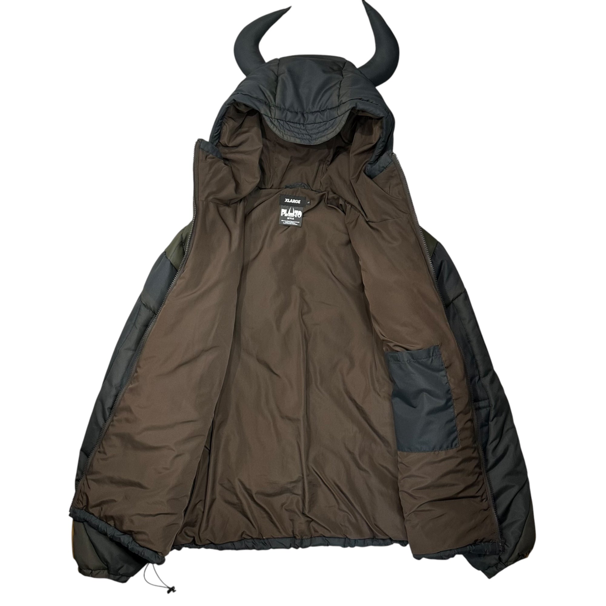 X-LARGE(エクストララージ) 24AW PLUTO PUFFER JACKET フーデッド パフテック ジャケット 101244021016 L カーキ×ブラック 中綿