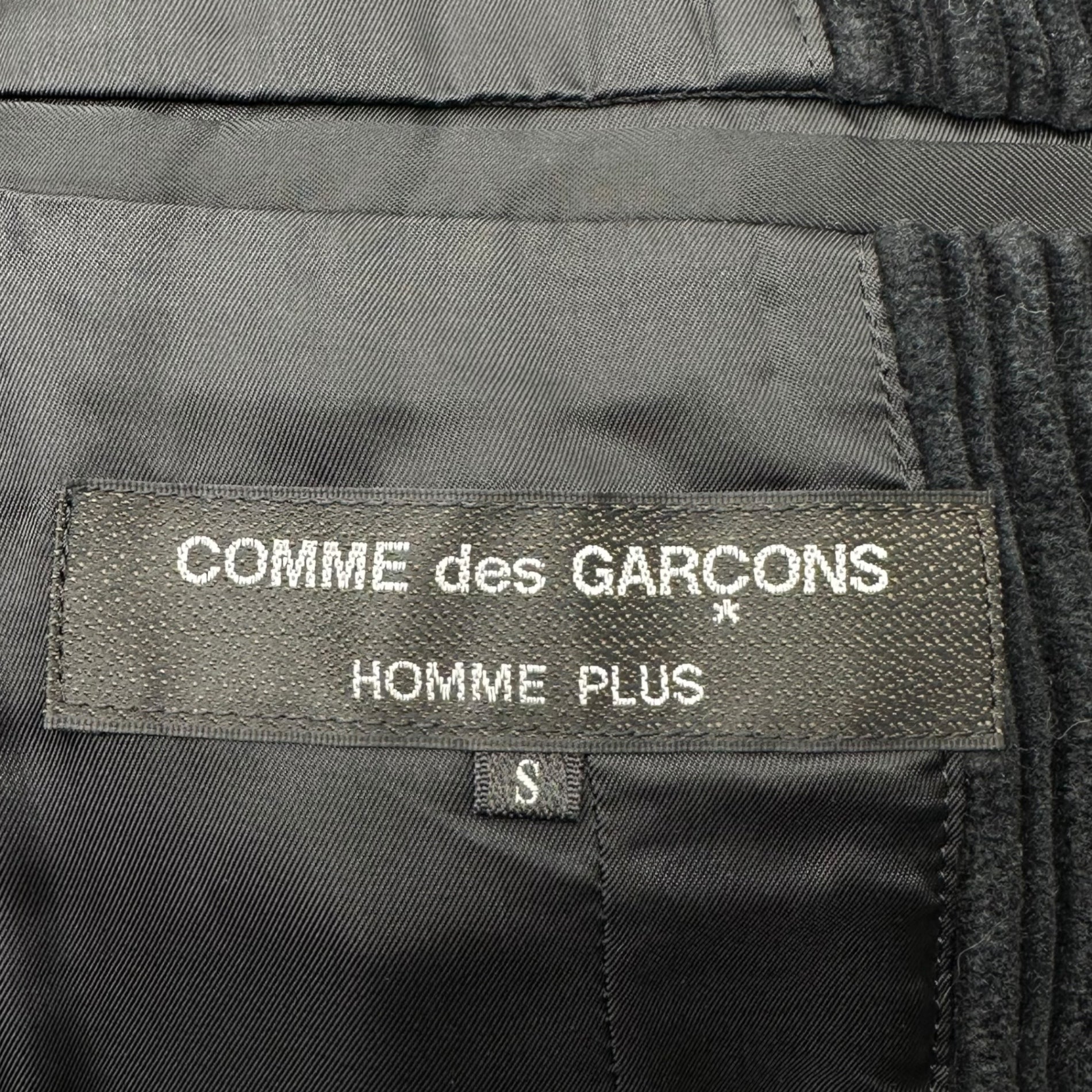 COMME des GARCONS HOMME PLUS(コムデギャルソンオムプリュス) 01AW Thick-Ribbed Corduroy 3B Tailored Jacket 太畝コーデュロイ 3B テーラード ジャケット PC-J090 S ブラック AD2001