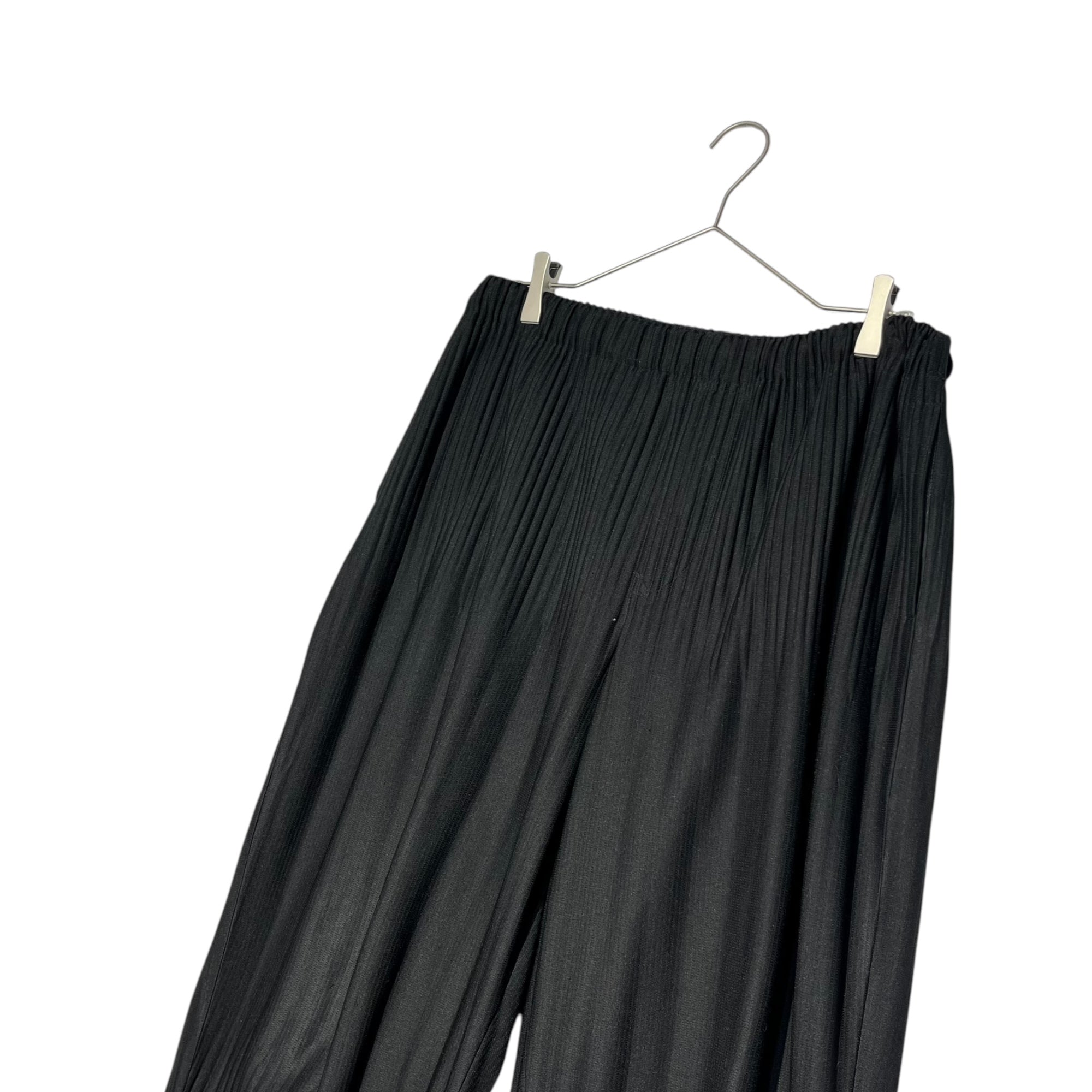 HOMME PLISSE ISSEY MIYAKE(オムプリッセイッセイミヤケ) erasable pleated pants 消し プリーツ パンツ  定番人気商品 HP55JF151 1(S) ブラック