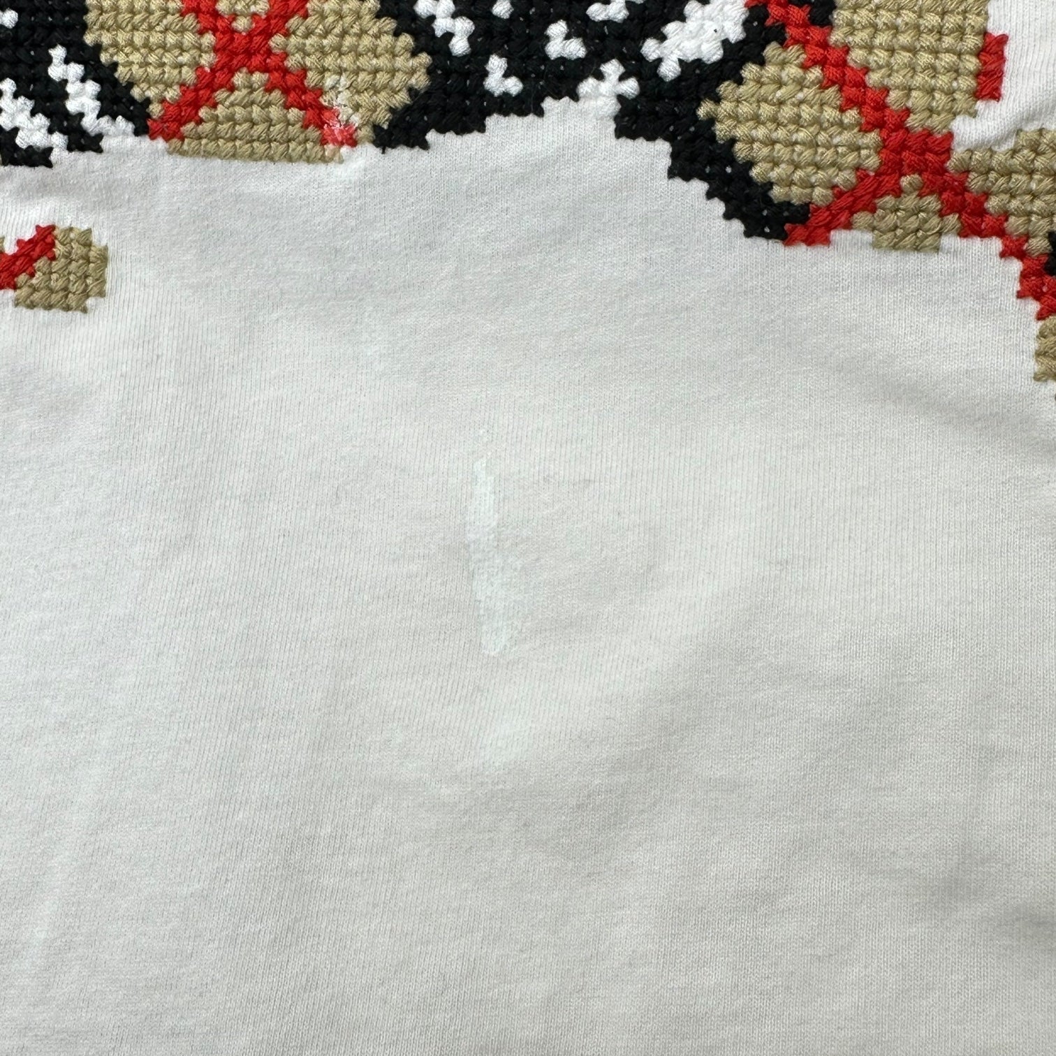 BURBERRY(バーバリー) Cross Stitch EKD Cotton T-Shirt クロス ステッチ EKD コットン Tシャツ XL ホワイト