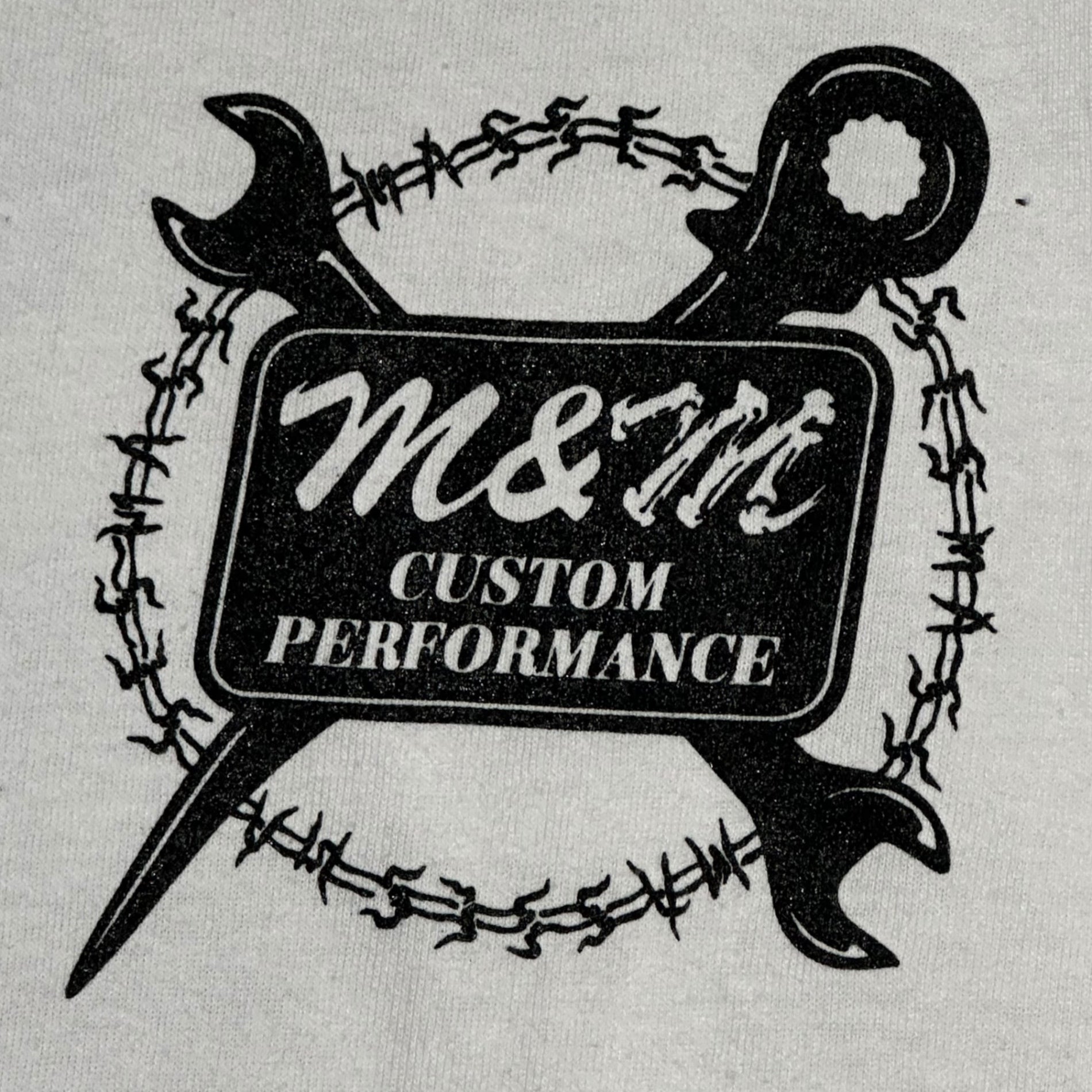 M&M CUSTOM PERFORMANCE×MASSES(エムアンドエムカスタムパフォーマス×マシス) MAD DOG T マット ドック Tシャツ XL ホワイト グラフィック プリント