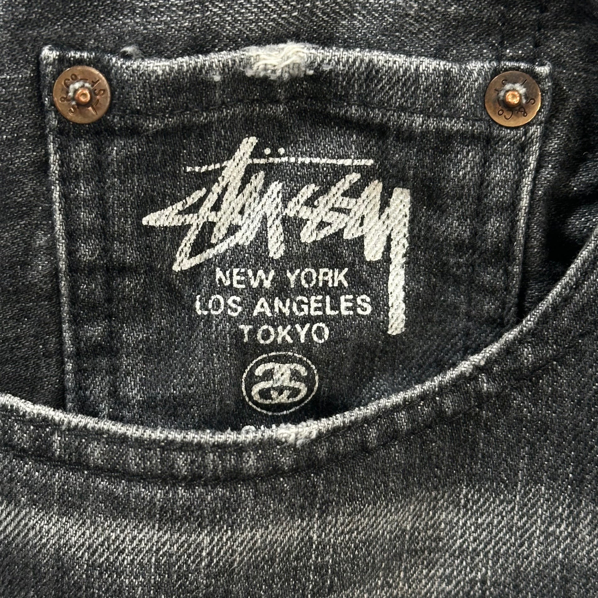 STUSSY×Levi's(ステューシー×リーバイス) SS505 Stussy Special 30周年限定 リペア加工 ブラック デニム パンツ SS505-0004 34 ブラック ダメージ加工