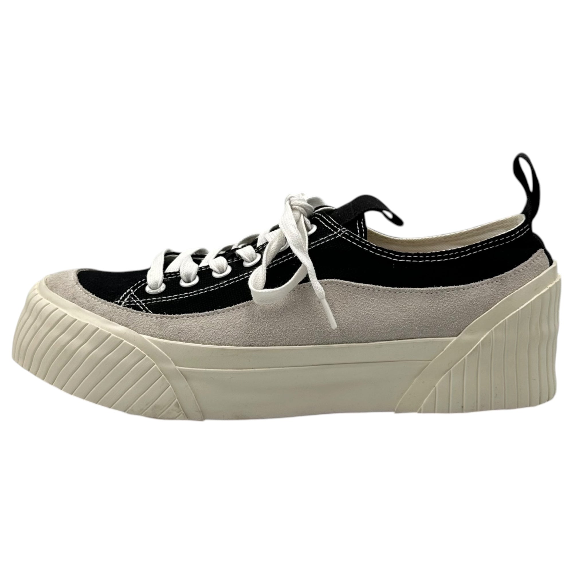 The Viridi-anne(ザヴィリディアン) Low Cut Sneaker ローカット スニーカー VI-3474-09 2 ホワイト×ブラック 厚底 スウェード