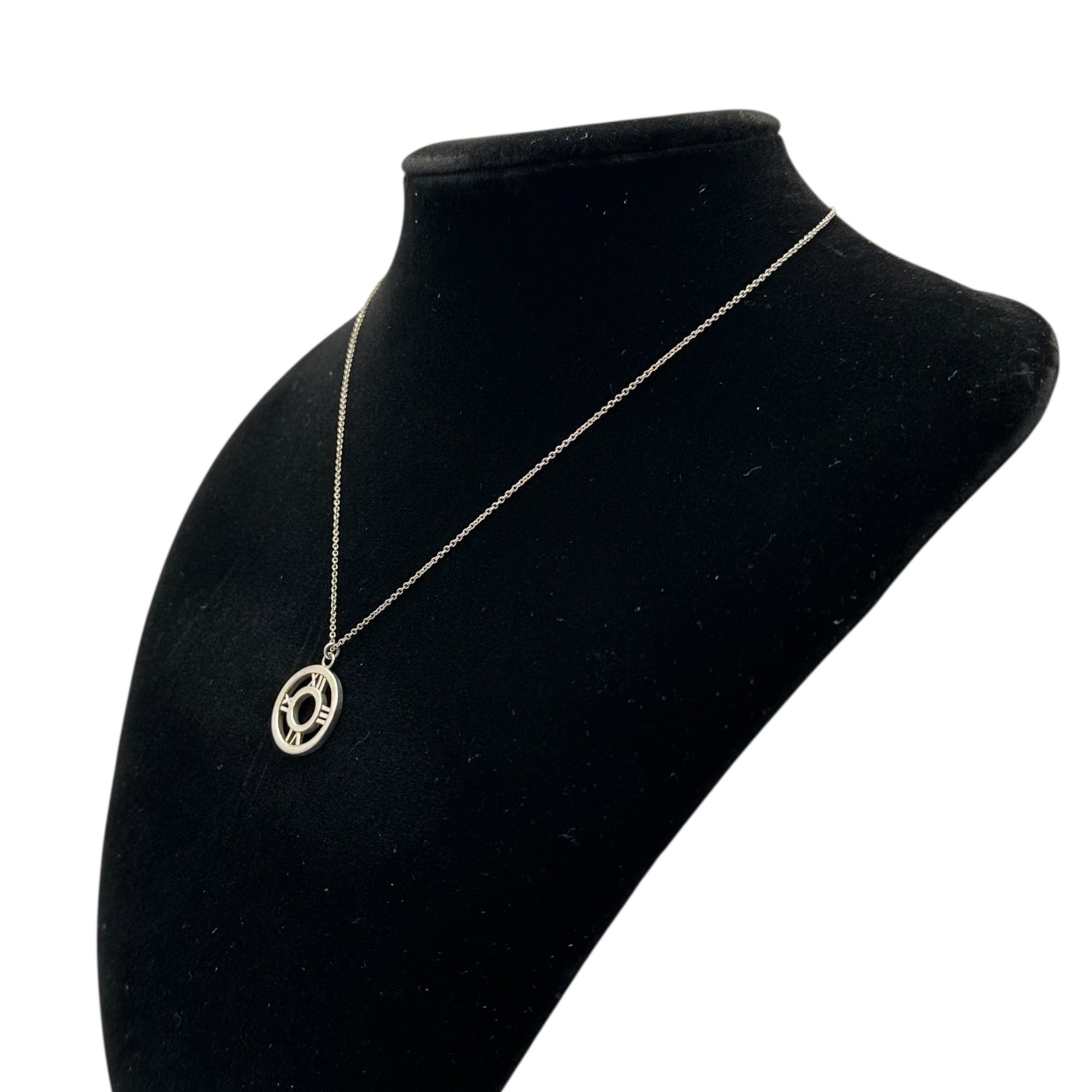 TIFFANY & CO.(ティファニー) Atlas Open Medallion Pendant Necklace アトラス オープン メダリオン ペンダント ネックレス シルバー