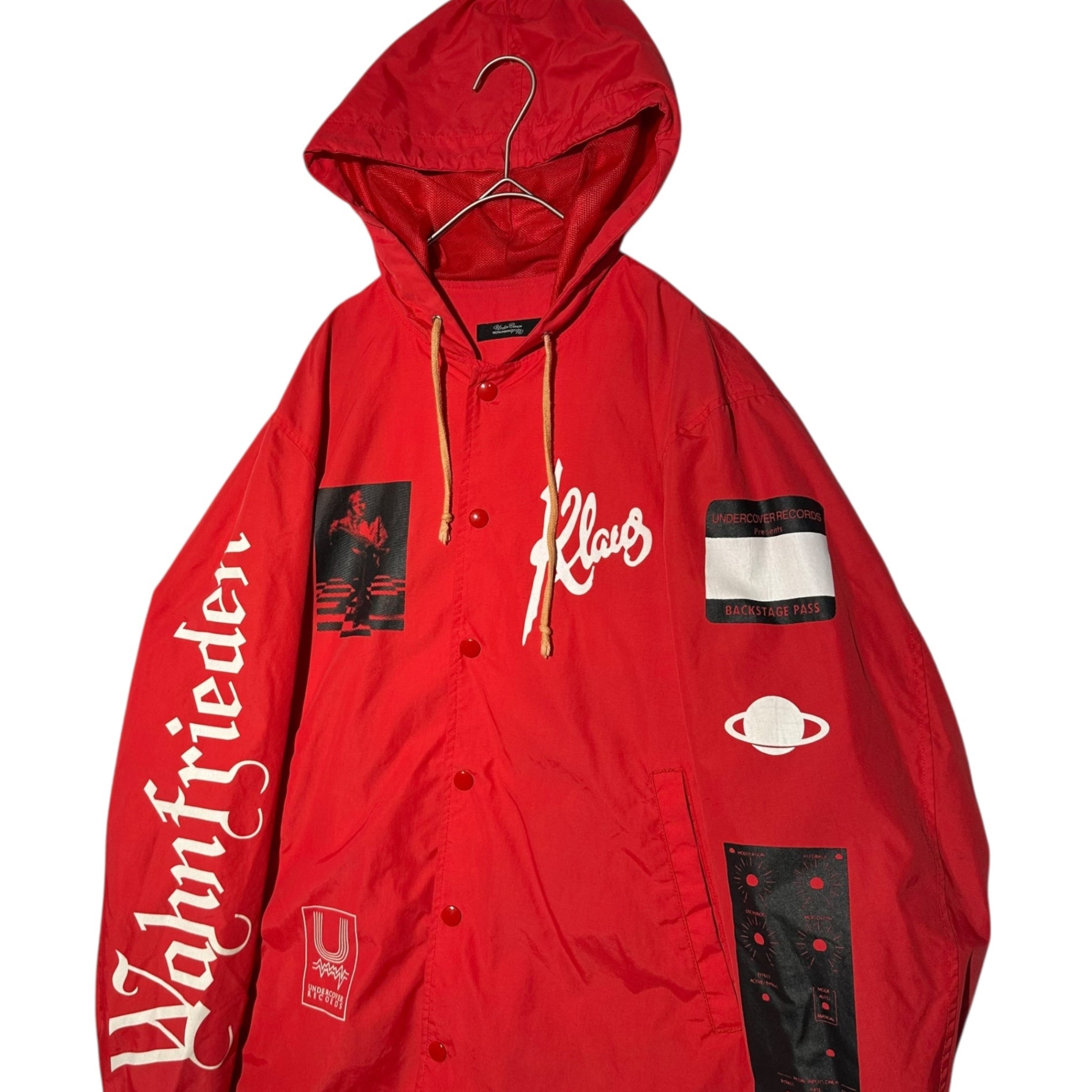 UNDERCOVER(アンダーカバー) 15AW WAHNFRIEDEN Graphic Print Hooded Coach Jacket グラフィック プリント フーデッド コーチ ジャケット UCP9203-3 2 レッド ナイロン 15FW