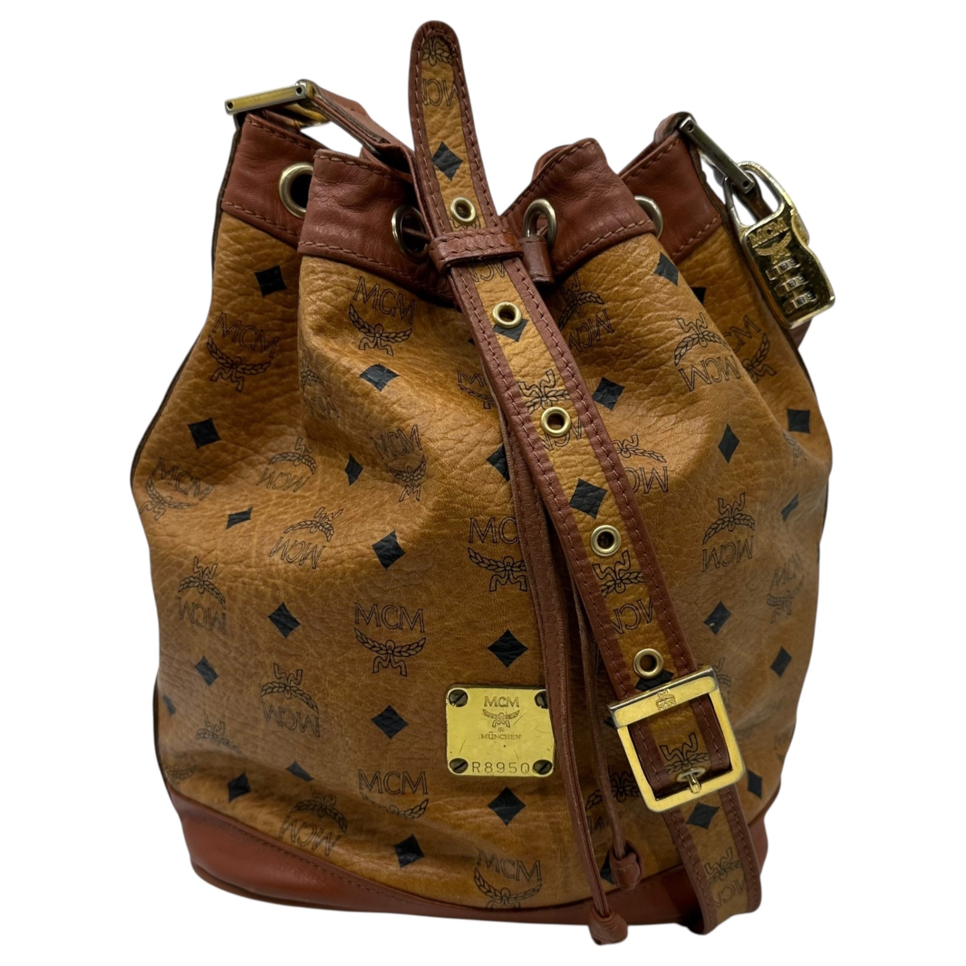 MCM(エムシーエム) Logo drawstring shoulder bag ロゴ 巾着 ショルダー バッグ ブラウン ririジップ