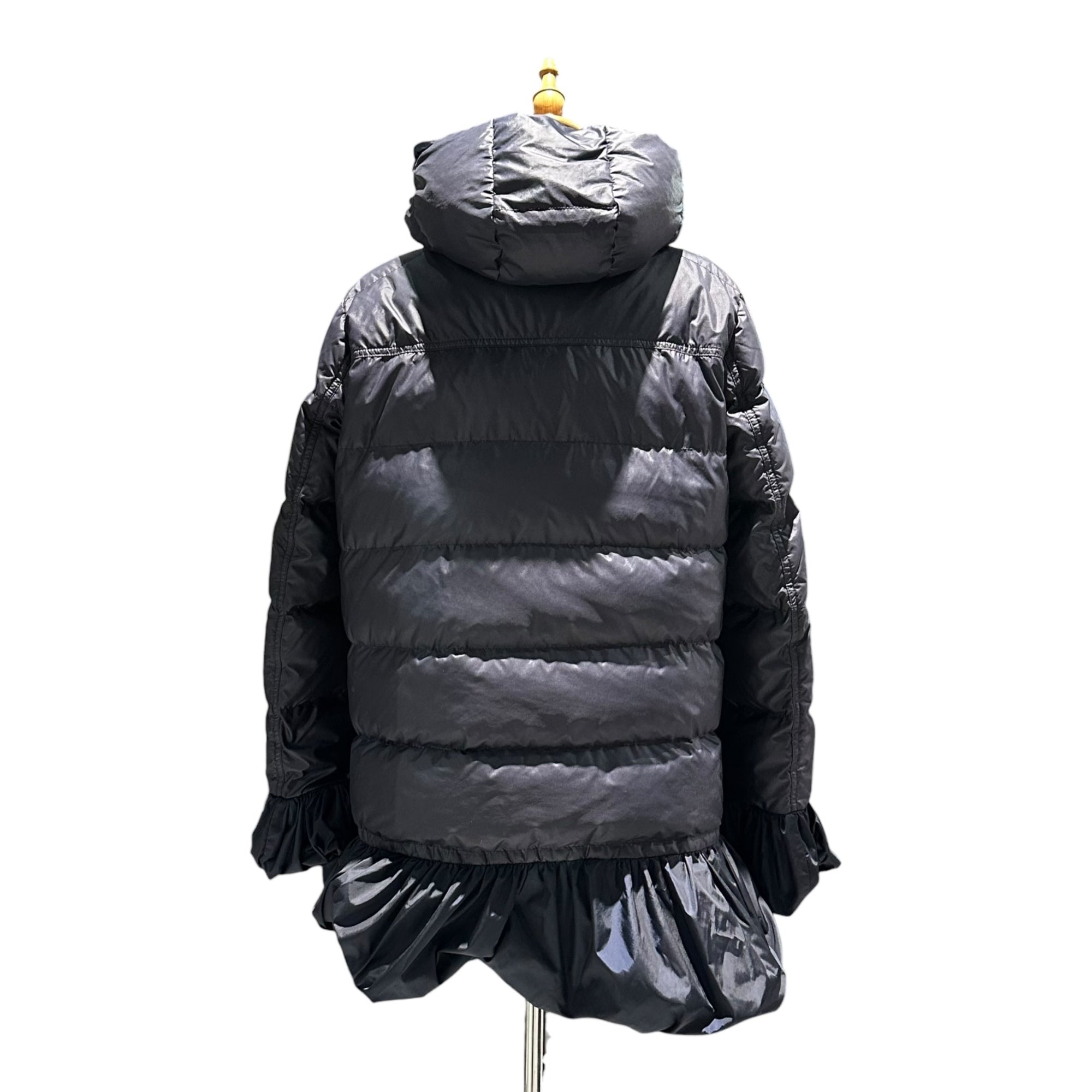 MONCLER×sacai(モンクレール×サカイ) SERI Frill Down Jacket セリ フリル 切替 ダウン ジャケット 2209S4630705 4 ネイビー