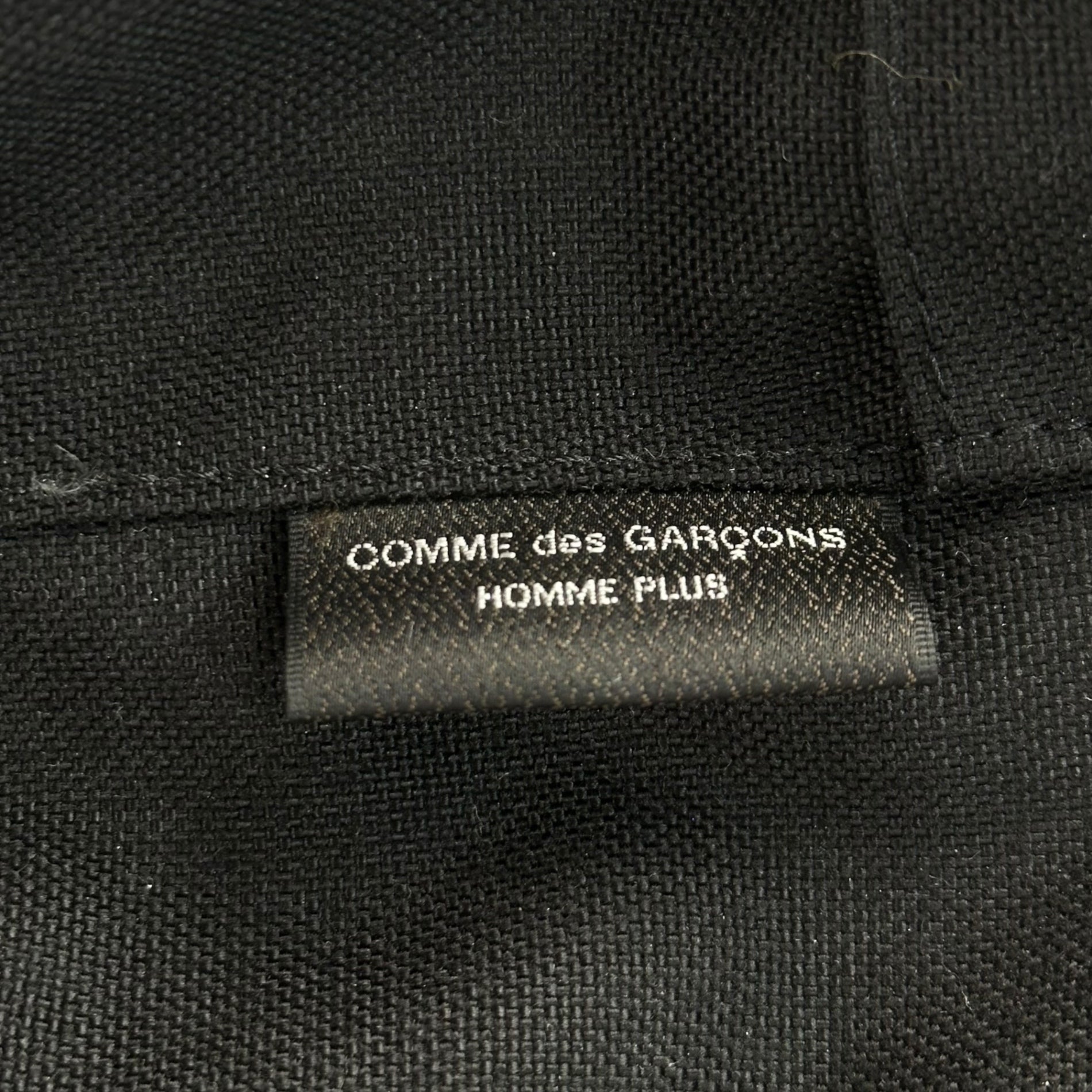 COMME des GARCONS HOMME PLUS(コムデギャルソンオムプリュス) Nylon Daypack Backpack ナイロン デイパック リュック PZ-K205 ブラック 部分レザー 定番人気商品