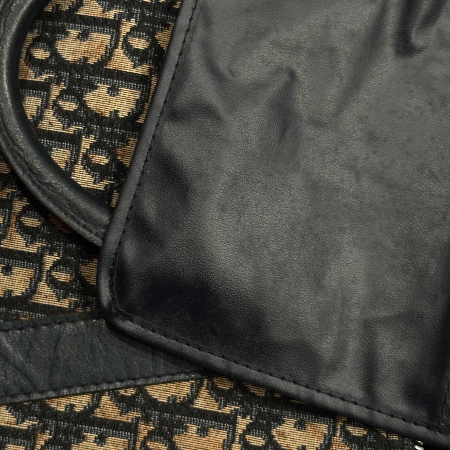 Christian Dior(クリスチャンディオール) 1970's Trotter monogram duffle bag トロッター柄 ボストン バッグ ネイビー×ベージュ 70年代 ヴィンテージ 旅行鞄 ECLAIRジップ