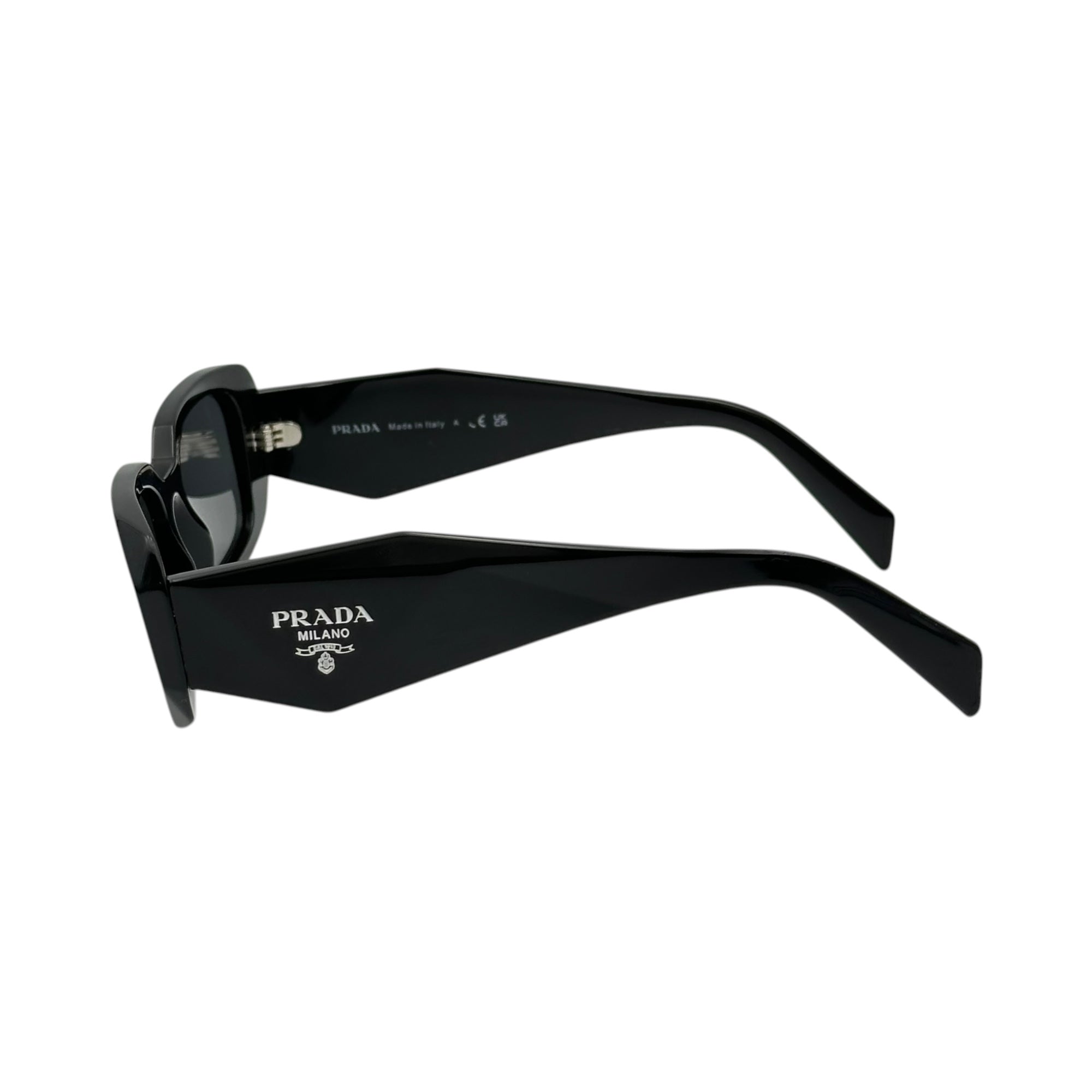 PRADA(プラダ) Prada Symbole Sunglasses プラダ シンボル サングラス SPR 17W 49□20-145 ブラック アイウェア メガネ スクエア 男性着用可能