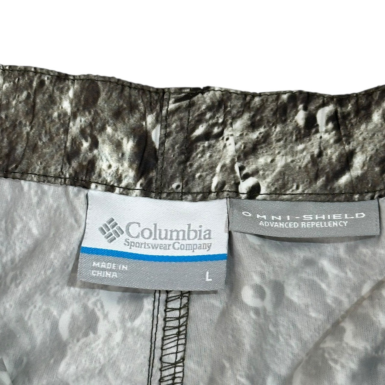 Columbia(コロンビア) Kinetics Moon Collection Climbing Shorts キネティクス ムーン コレクション クライミング ショーツ ハーフパンツ 117 PM4420 L カーキ 月面 プリント