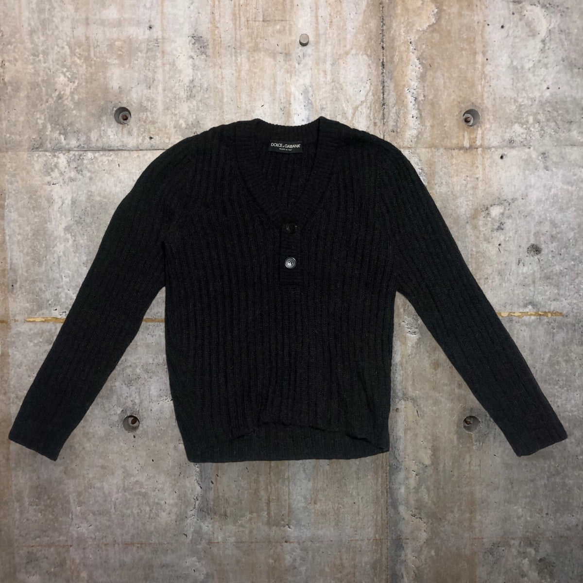 ドルチェ&ガッバーナ Vセーター黒色刺繍ワッペン付きセ （DOLCE 