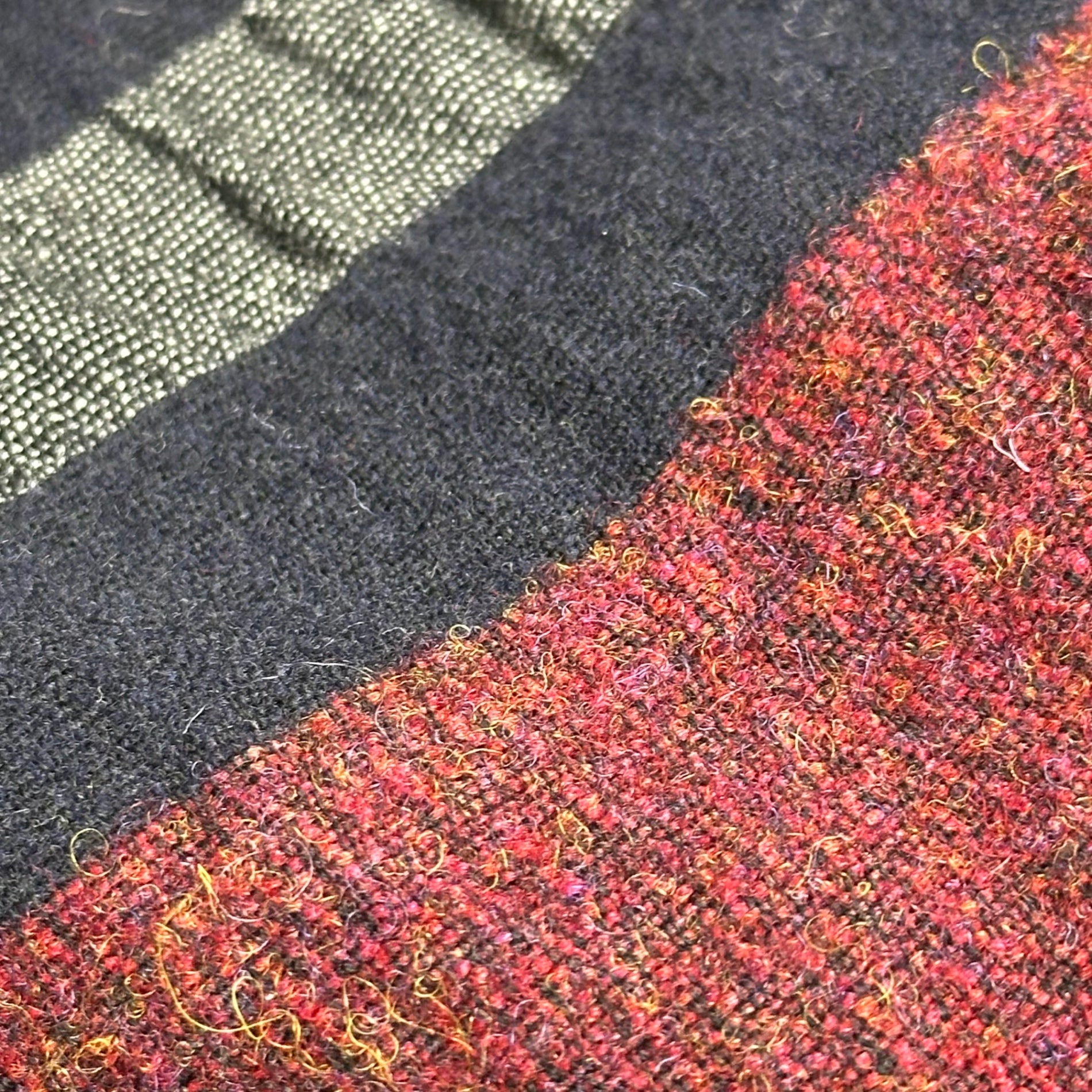 STILL BY HAND(スティルバイハンド) Switch Wool Scarf 切替 ウール マフラー ネイビー×ボルドー