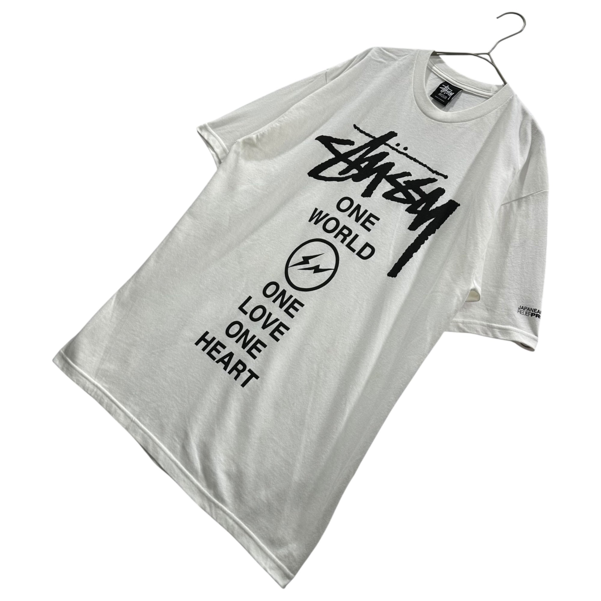 STUSSY×FRAGMENT DESIGN(ステューシー×フラグメントデザイン) 2011's ONE WORLD ONE HEART TEE チャリティー Tシャツ M ホワイト ロゴ コラボ