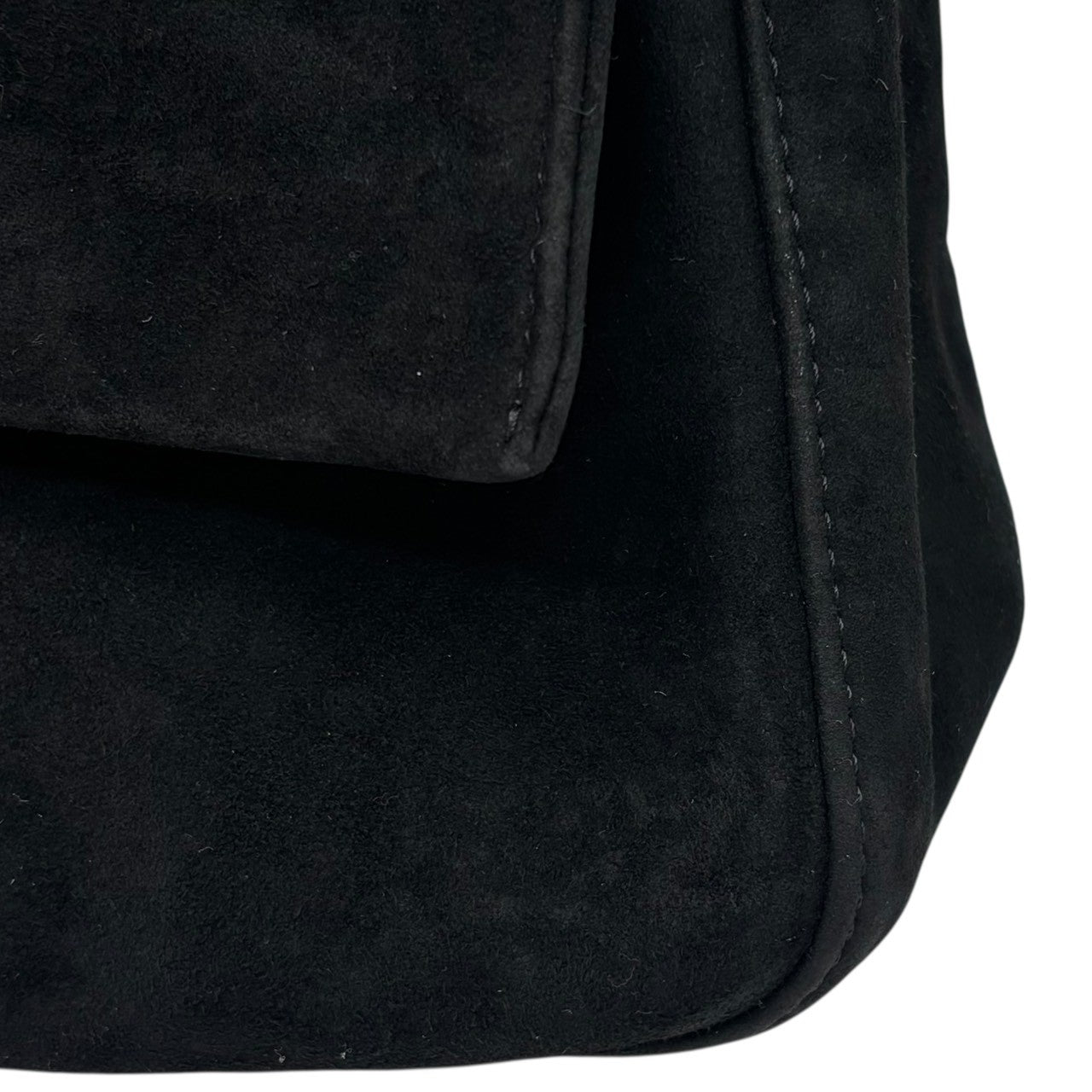 FENDI(フェンディ) Vintage Red glitter finish Suede Mamma Baguette ヴィンテージ 赤 ラメ 加工 スウェード マンマバゲット ショルダーバッグ 2354/26325/009 ブラック×ゴールド×レッド