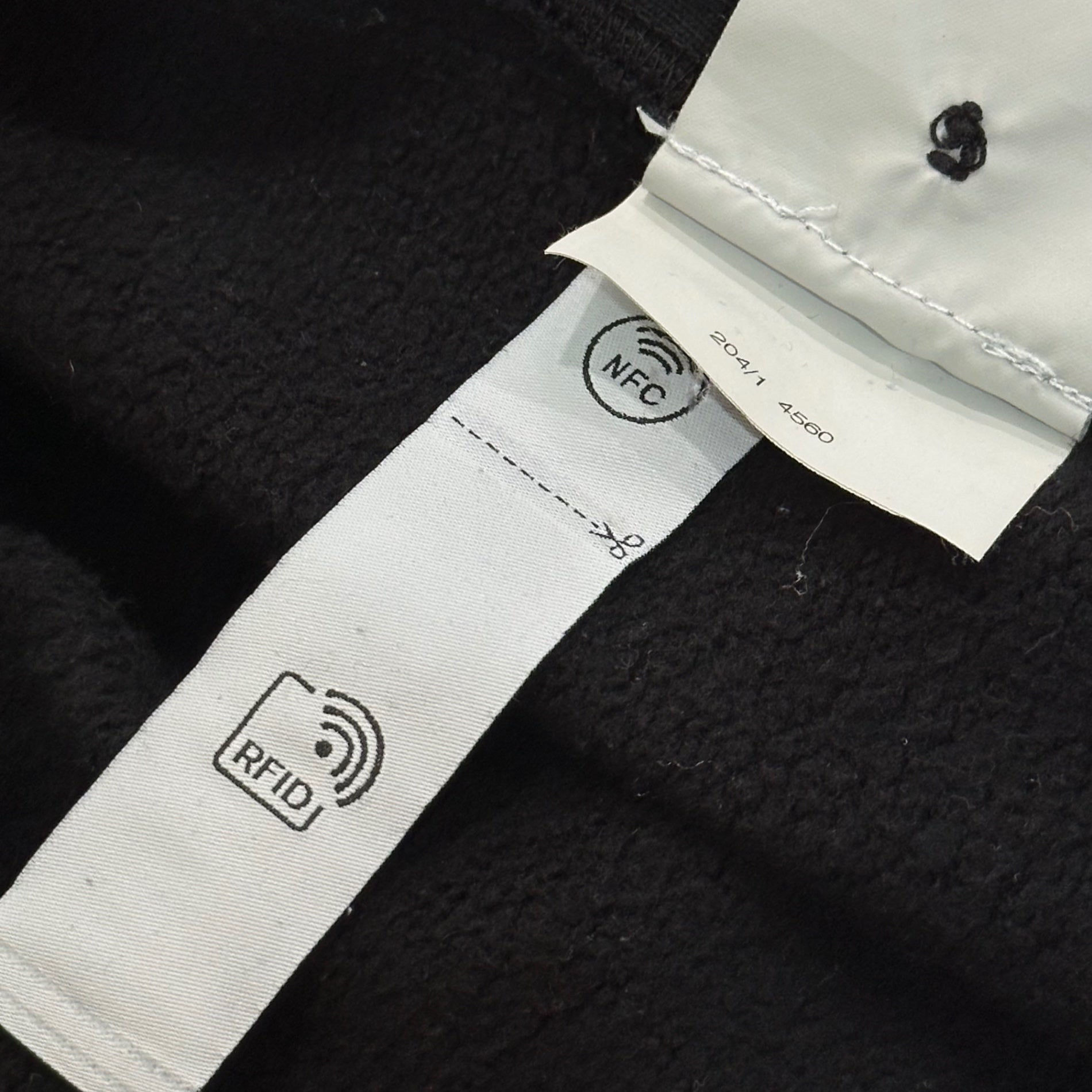 STONE ISLAND(ストーンアイランド) 24AW Brushed Organic Cotton Fleece Sweatshirt オーガニック コットン フリース スウェット 811562420 M ブラック
