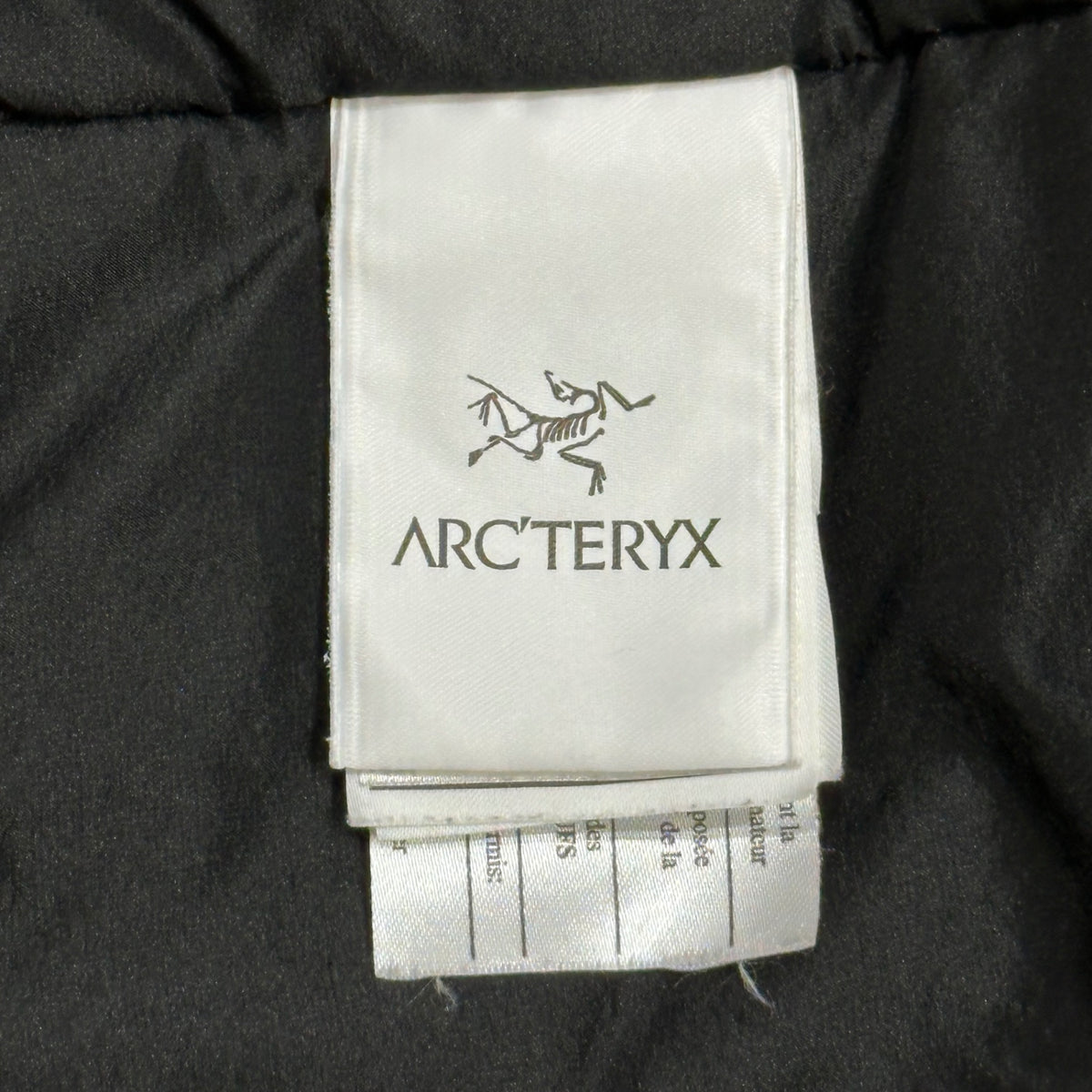 ARC'TERYX(アークテリクス) 2020AW BEAMS LOGO ATOM AR HOODY ビームス ロゴ アトム 中綿 フーディ ジャケット 28176-126048 S ブラック×オレンジ