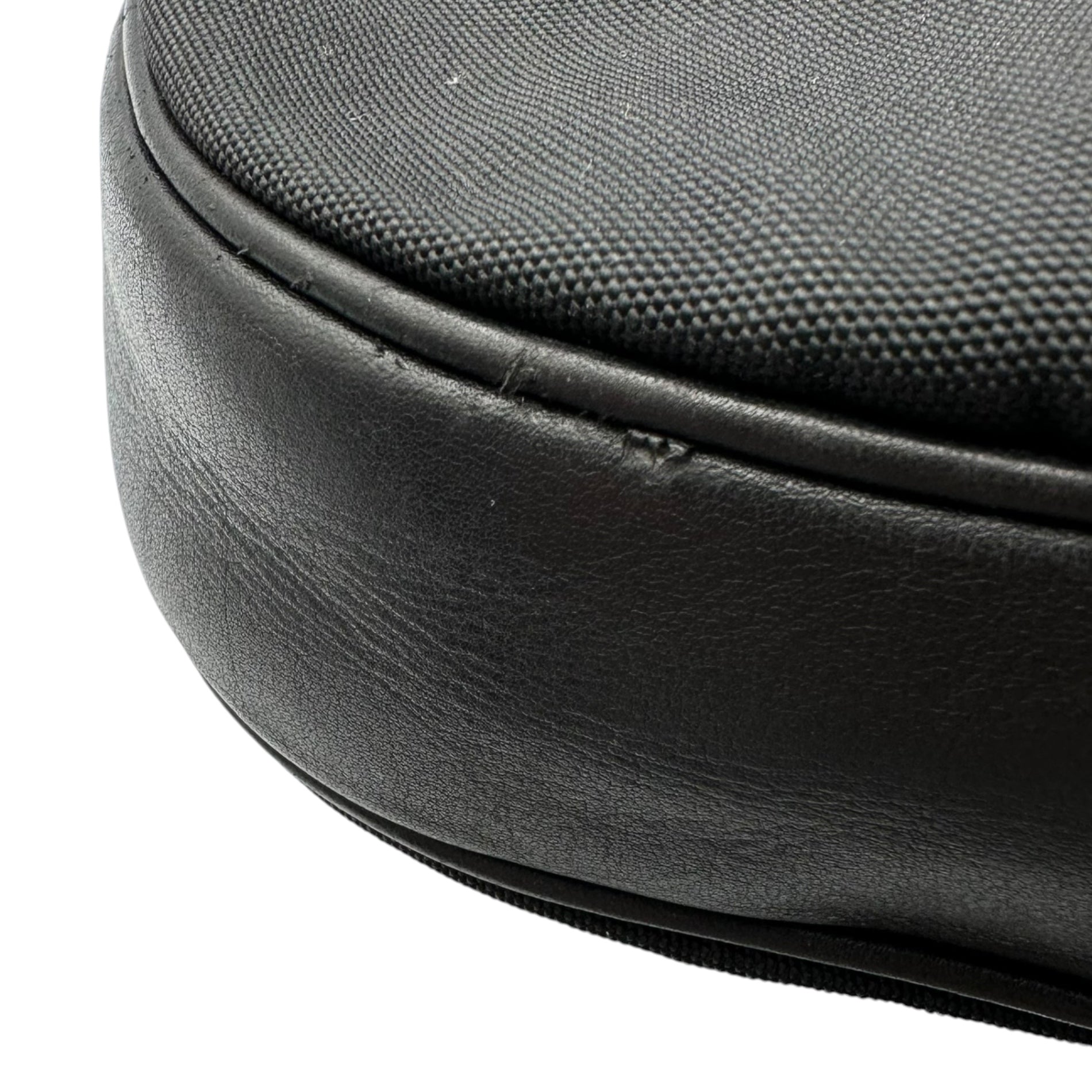 GUCCI(グッチ) 2001SS By Tom Ford 2way Hobo Bag - Nylon Leather トムフォード期 ホーボー バッグ ナイロン レザー 001・3315 002058 ブラック 00's アーカイブ ワンショルダー