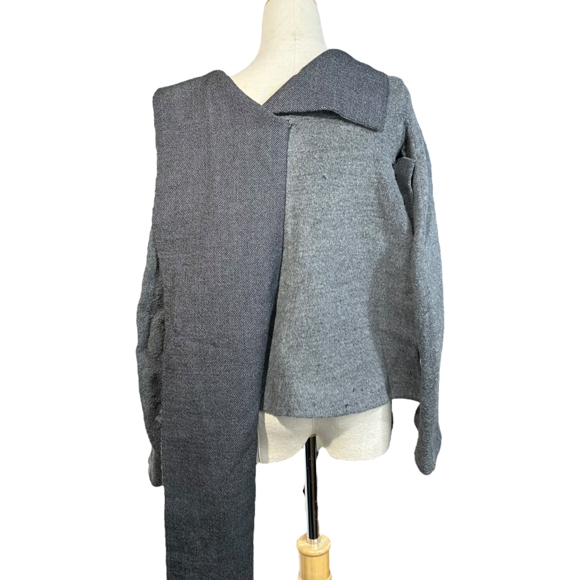 YOHJI YAMAMOTO(ヨウジヤマモト) 90's Long-sleeved wool pullover with scarf  90年代 マフラー付 長袖 ウール プルオーバー  FI-J31-109 S グレー