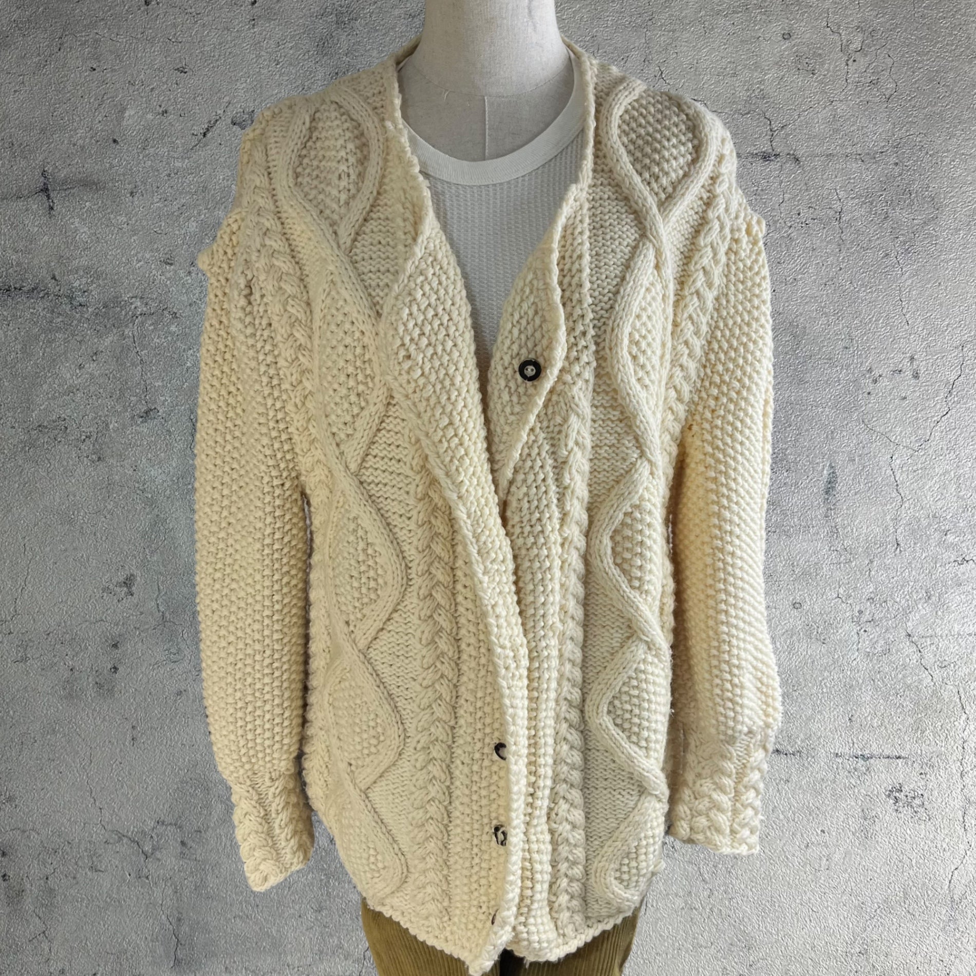 VINTAGE(ヴィンテージ) 80's~ popcorn knit ポップコーンアランニット 木ボタン FREE / 多少のほつれ有 ホワイト