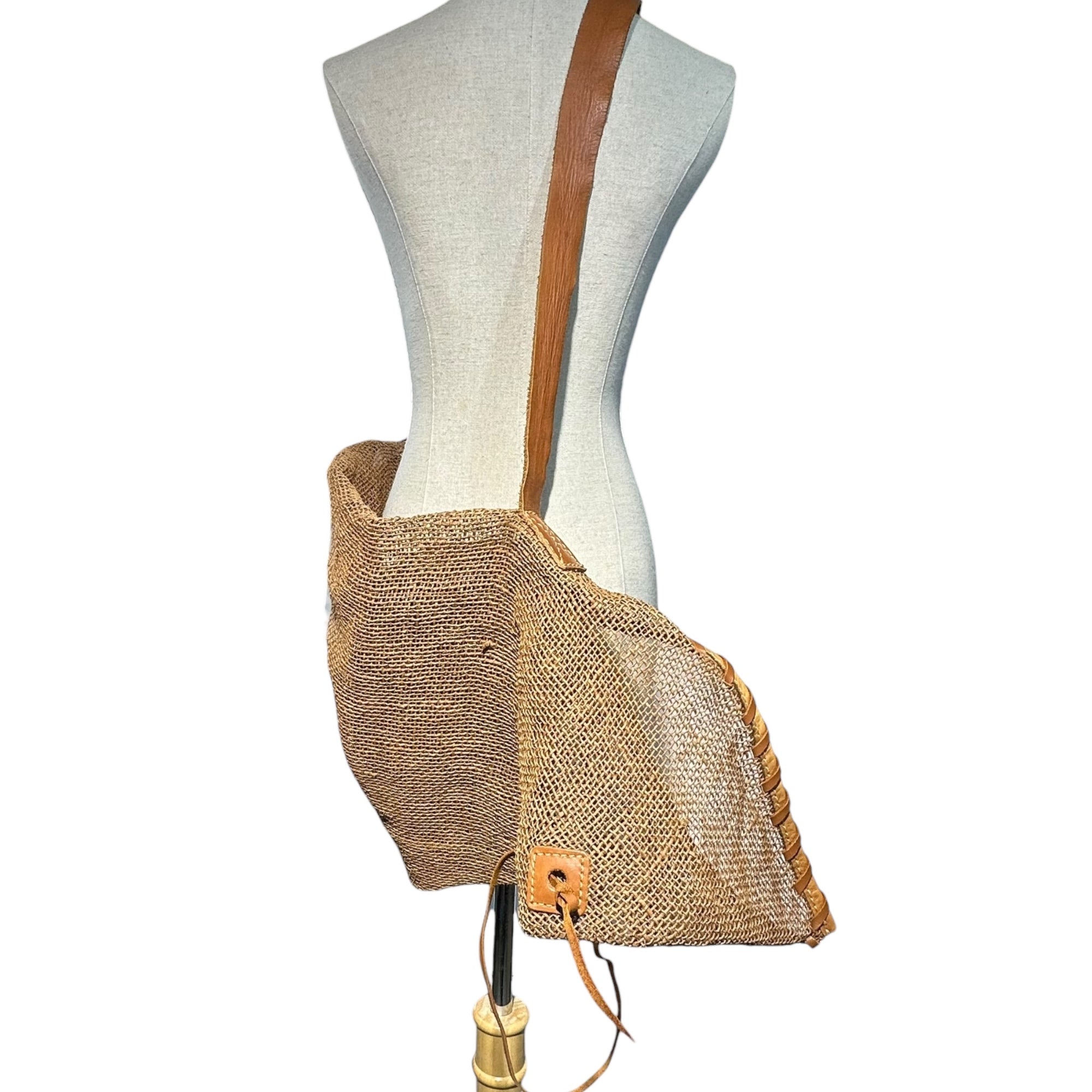 plantation(プランテーション) 80's Linen Straw Triangle Shoulder Bag リネン ストロー トライアングル ショルダー バッグ PP41087 ブラウン