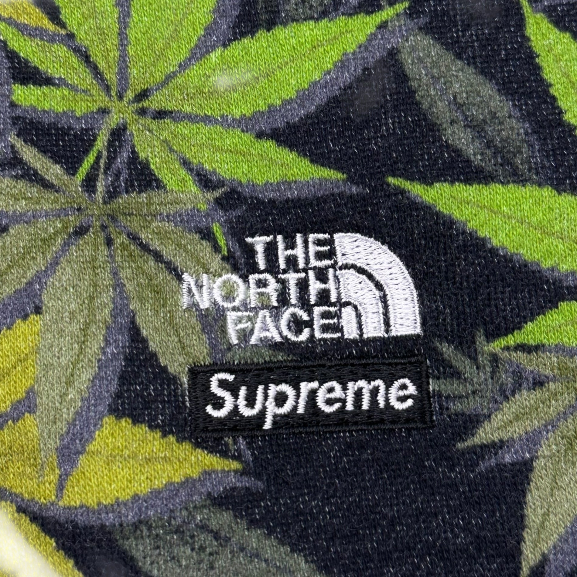 SUPREME×THE NORTH FACE(シュプリーム×ノースフェイス) 23AW Leaf Hooded P/O Sweat Shirt 総柄 リーフ プルオーバー パーカー NT52301I S ブラック×グリーン 23FW