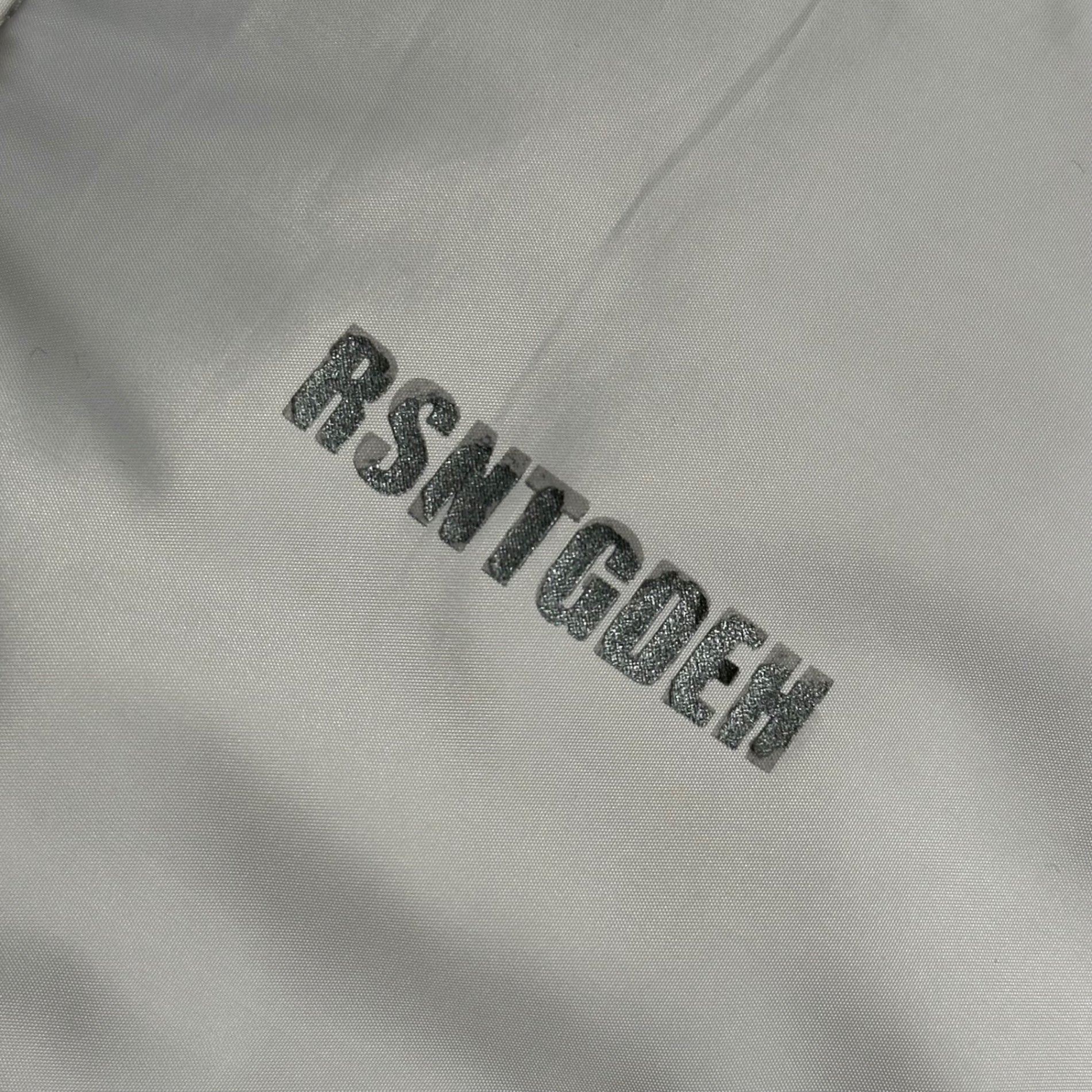 RESONATE GOODENOUGH(リゾネイトグッドイナフ) 2000's One-Point Logo