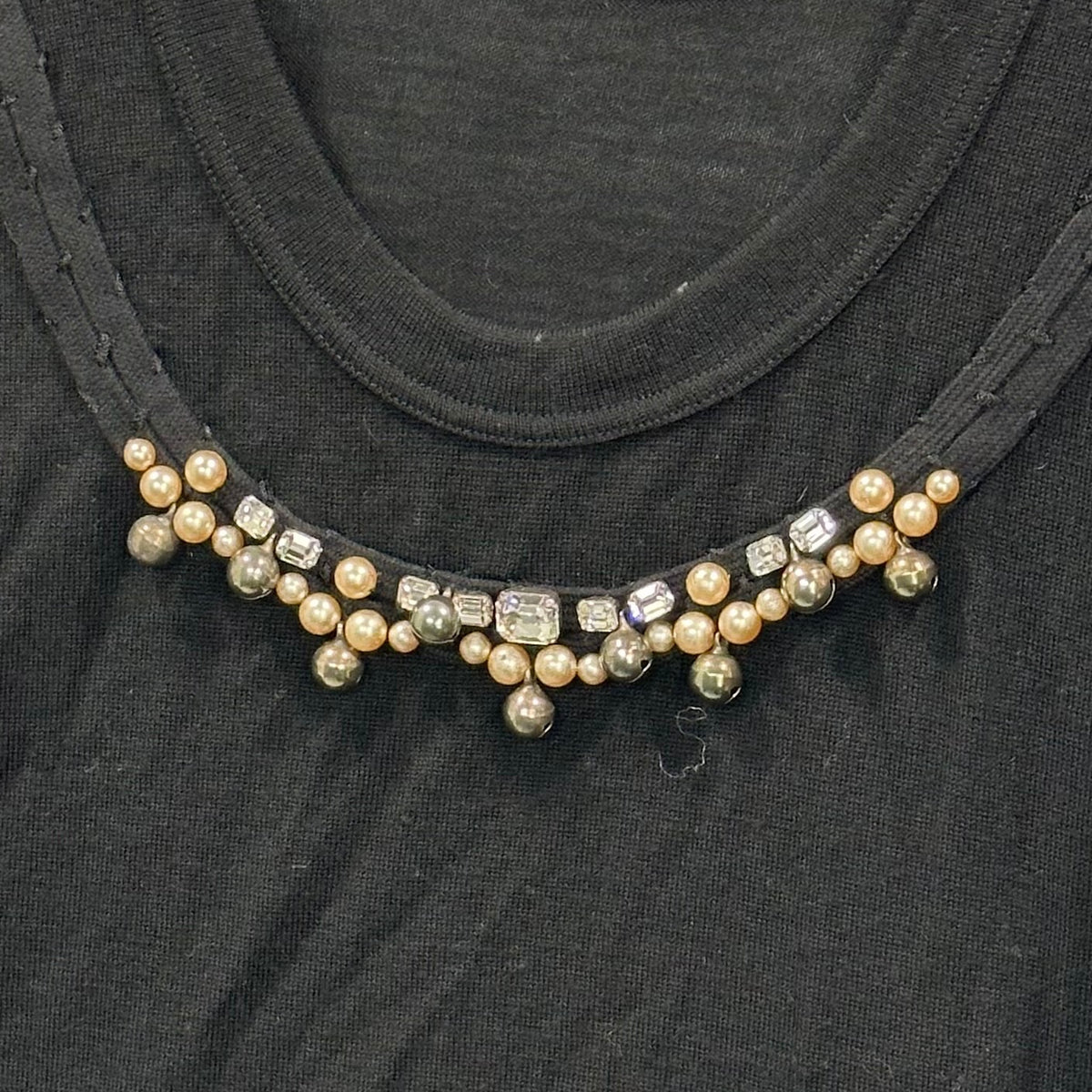 COMME des GARCONS COMME des GARCONS(コムデギャルソンコムデギャルソン) Pearls Rhinestones Bells Embellishments Wool Knit パール ビジュー 鈴 装飾 ウール ニット W8T001 FREE ブラック フランス製