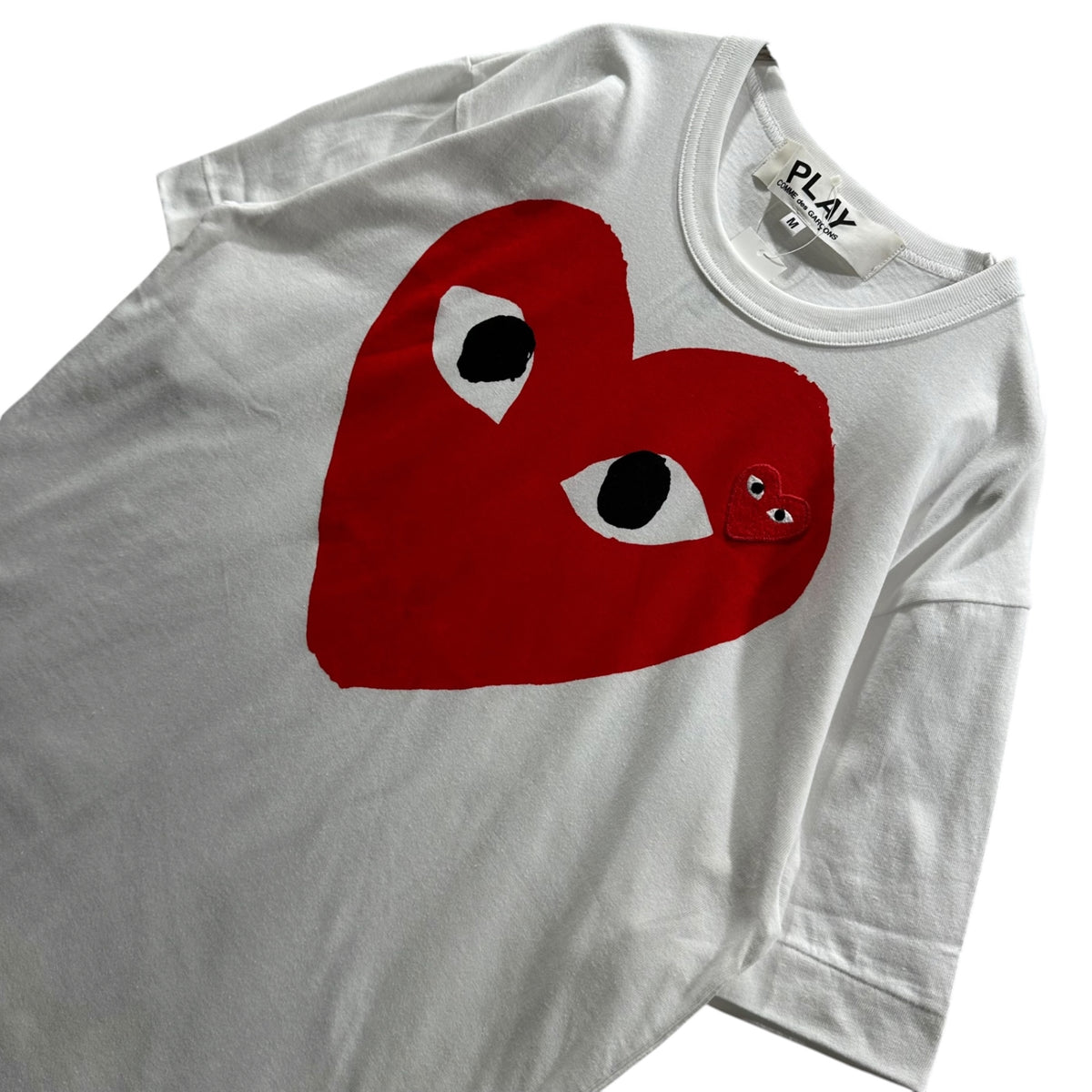 PLAY COMME des GARCONS(プレイコムデギャルソン) Printed Red Heart T-Shirt With Red Emblem White ハート ワッペン プリント Tシャツ AZ-T026-051 M ホワイト×レッド AD2005