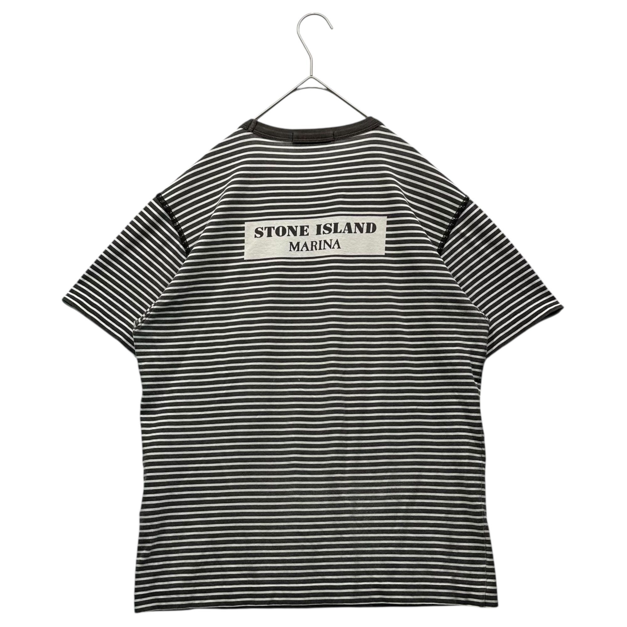 STONE ISLAND(ストーンアイランド) Chest-Embroidered Striped Crew Neck T-Shirt 胸ワンポイント ボーダー クルーネック Tシャツ 184 760 825 670 M グレー×ホワイト