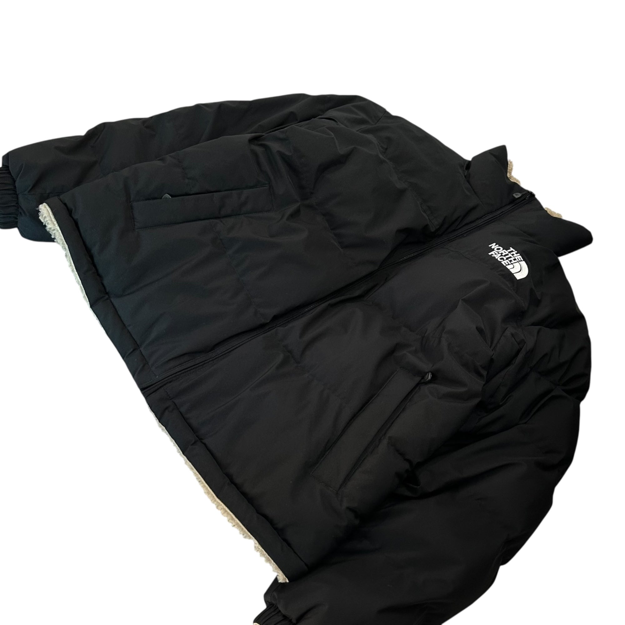 THE NORTH FACE(ノースフェイス) B-Better ON Ball Jacket リバーシブル ビーベター オンボール ジャケット NJ3NP77B L ブラック ボア 中綿 ジャケット