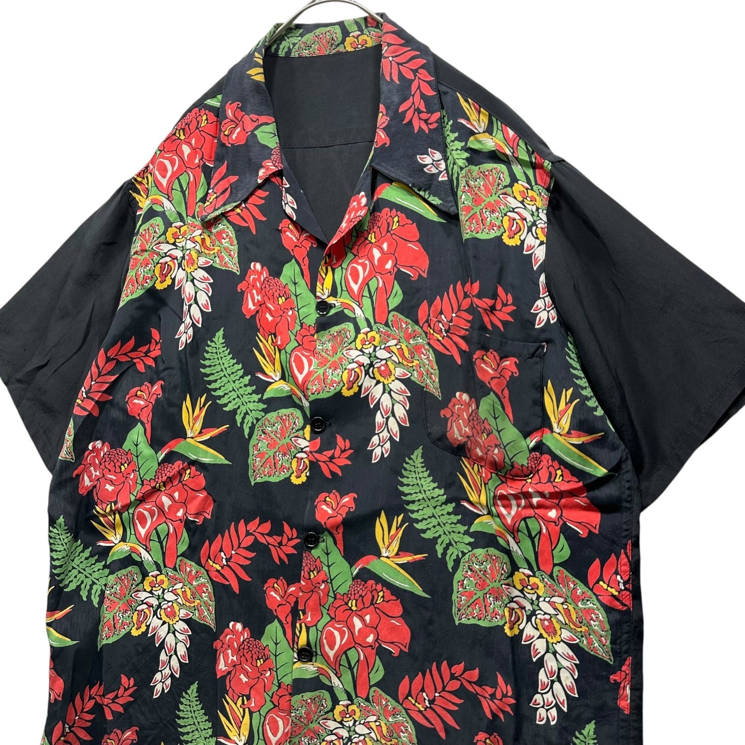 VINTAGE(ヴィンテージ) 50～60's Front Floral Pattern Aloha Shirt 50年～60年代 フロント 花柄 アロハシャツ XL程度 ブラック×レッド×グリーン 総シルク 稀少カラー ハンドメイド