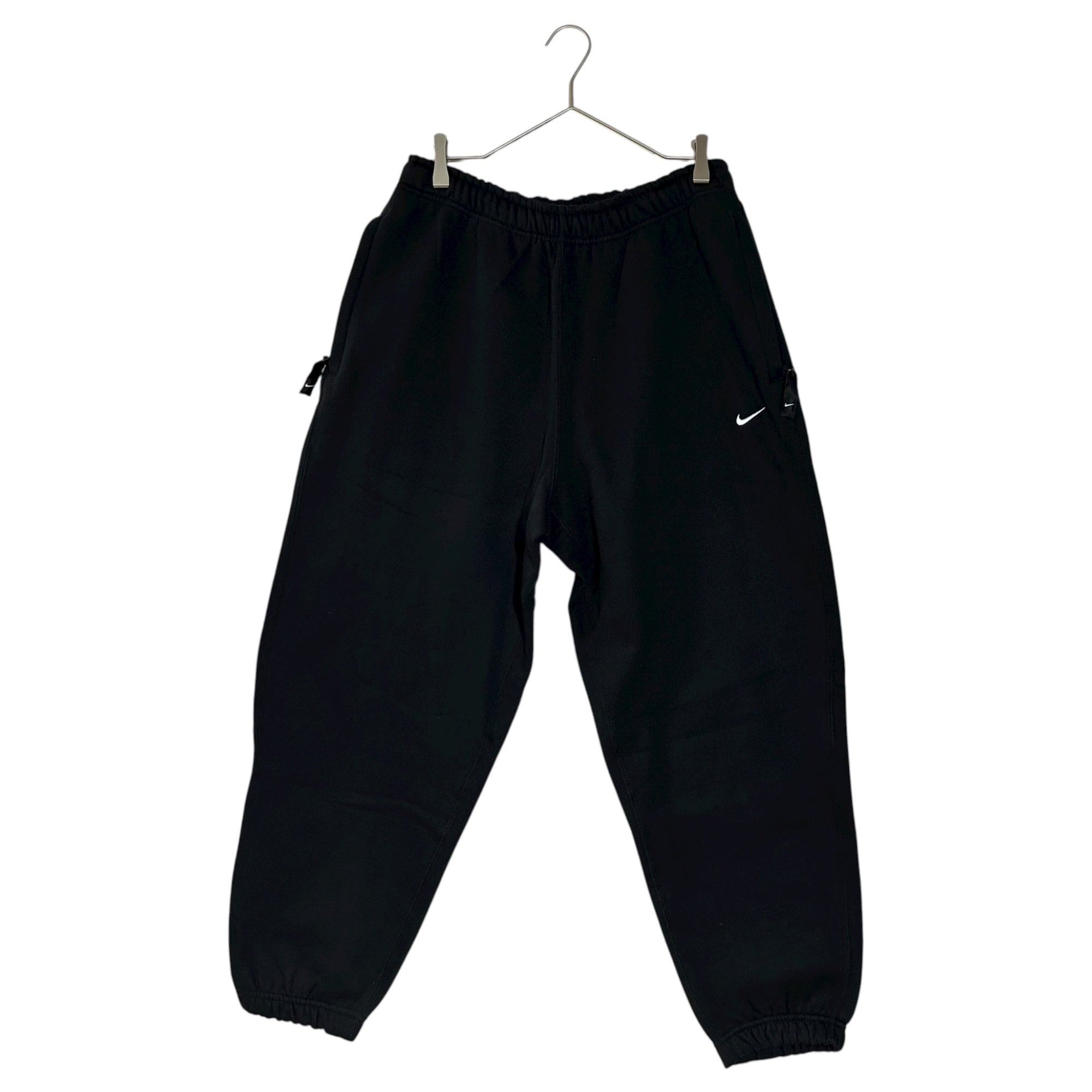 NIKE(ナイキ) AS M NK SOLO SWSH FLC CRW ＆ CF PANT ソロ スウッシュ フリース クルーネック スウェット ＆ スウェット パンツ セットアップ DX1362-010 / DX1365-010 TP : XXL PT : L ブラック 上下