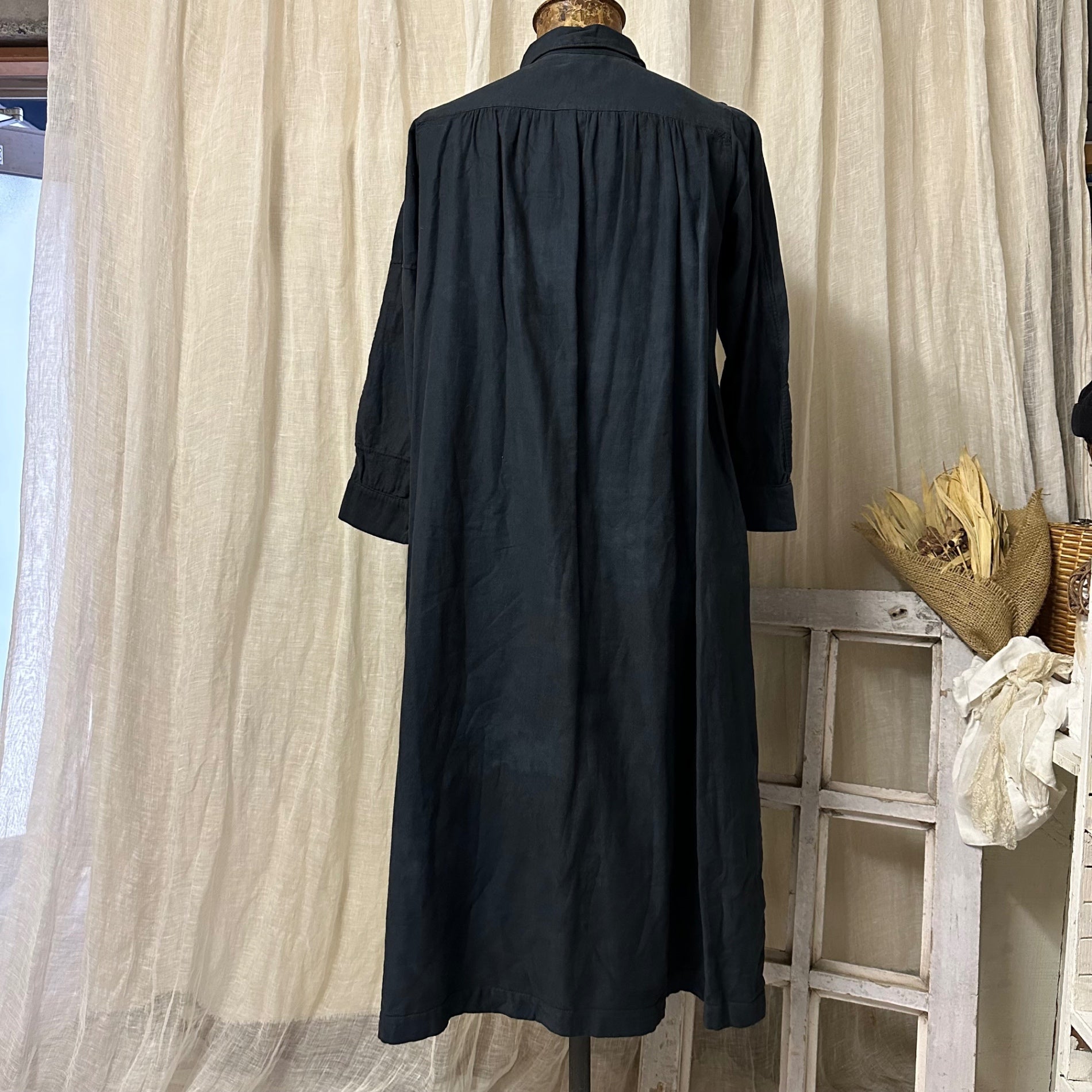 Euro Vintage(ヨーロッパヴィンテージ) Slowly_20's cotton gathered shirt dress/コットンギャザーシャツワンピース　後染め加工リメイク 表記なし(Mサイズ程度) ブラック