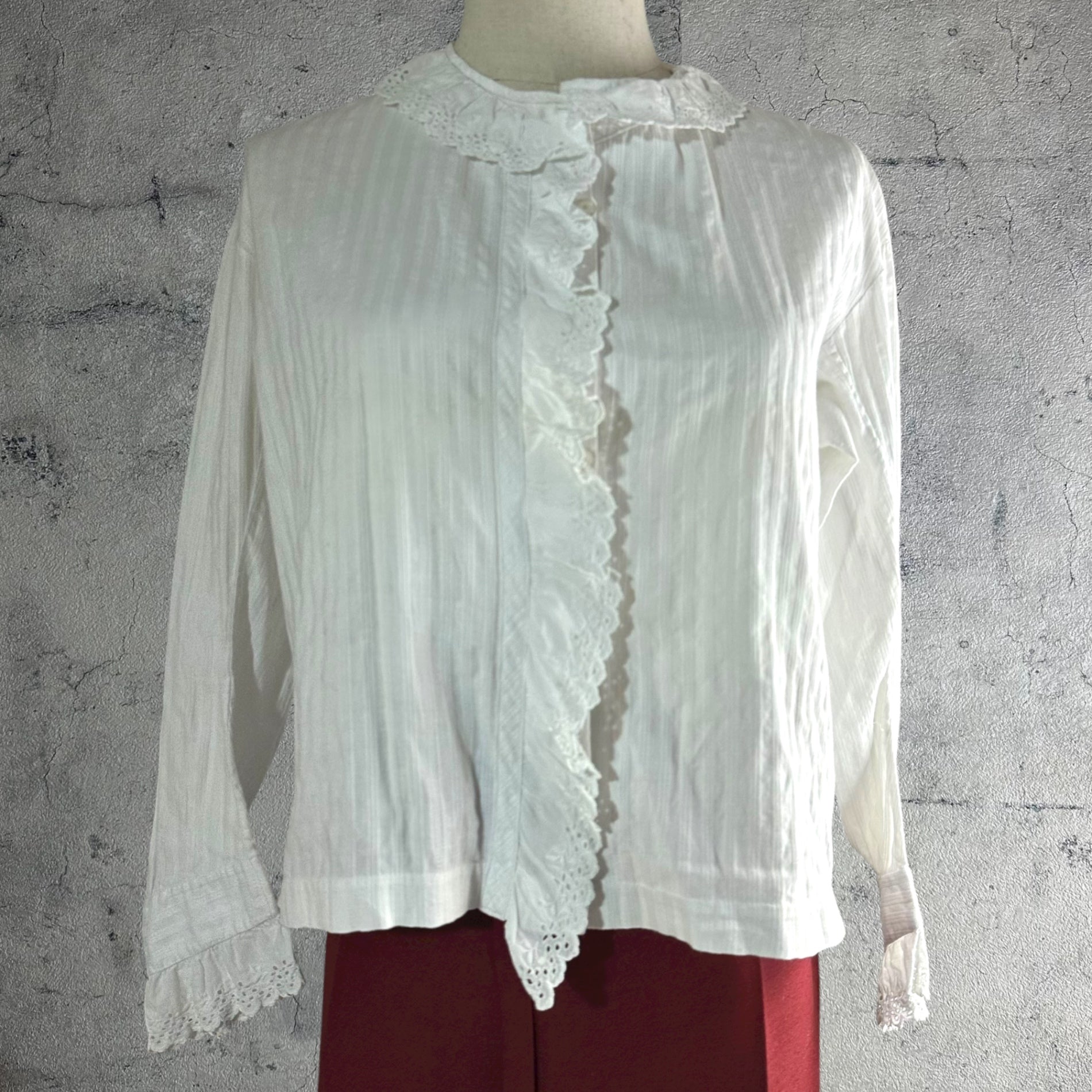 Euro vintage(ヨーロッパヴィンテージ) Vintage Cutwork Lace Long Sleeve Stripe Blouse ヴィンテージ カットワーク レース 長袖 ストライプ ブラウス FREE ホワイト 裾にネーム刺繍有