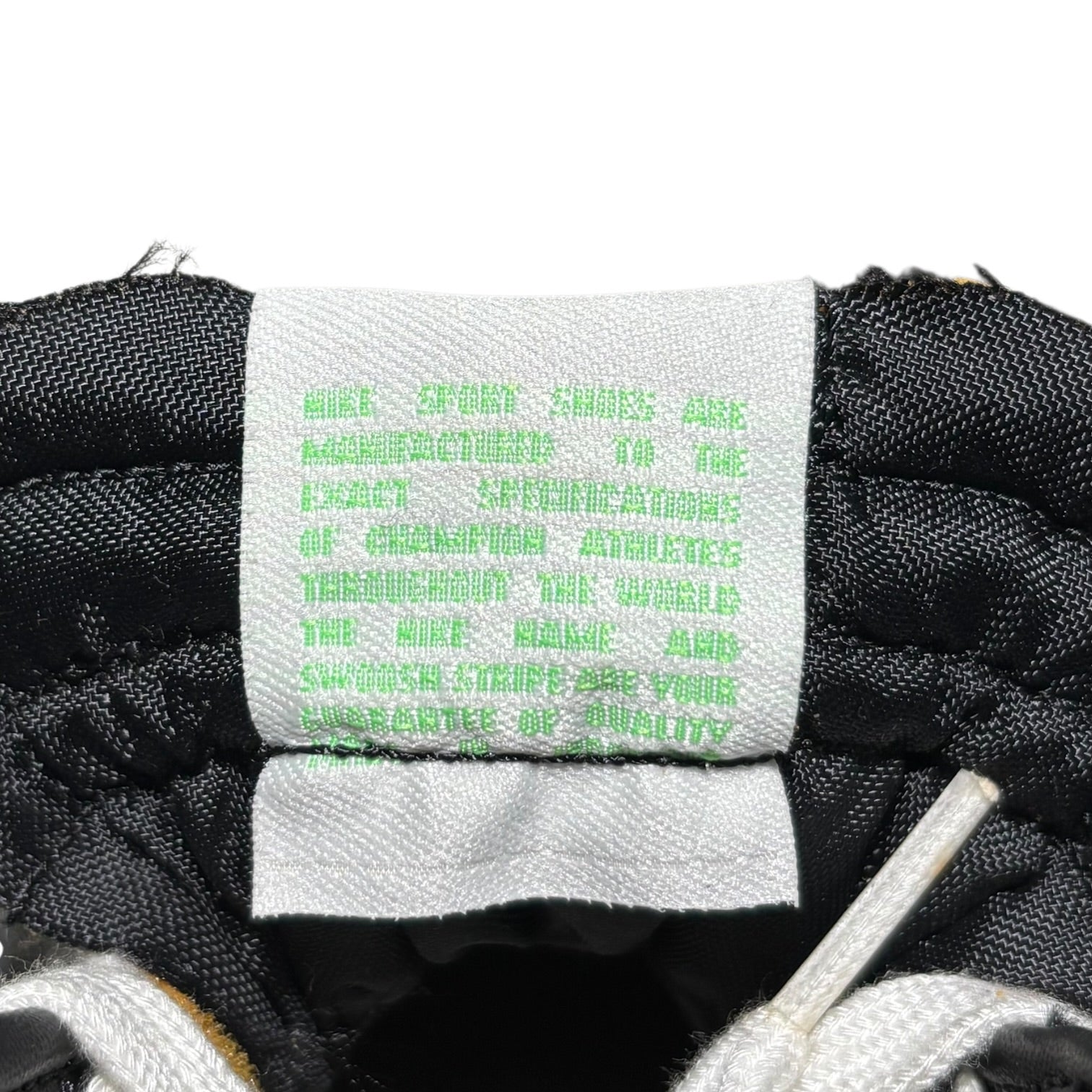 NIKE(ナイキ) BLAZER MID ‘77 PRM VNTG ブレザー ミッド プレミアム ヴィンテージ スニーカー 537327-002 28cm ブラック