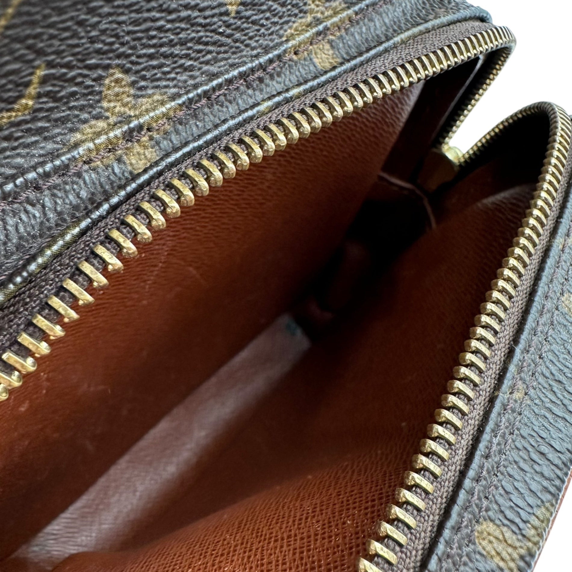 LOUIS VUITTON(ルイヴィトン) 2000's Amazon Monogram Shoulder Pouch アマゾン モノグラム ショルダー ポーチ バッグ M45236 ブラウン 製造番号：AR0090