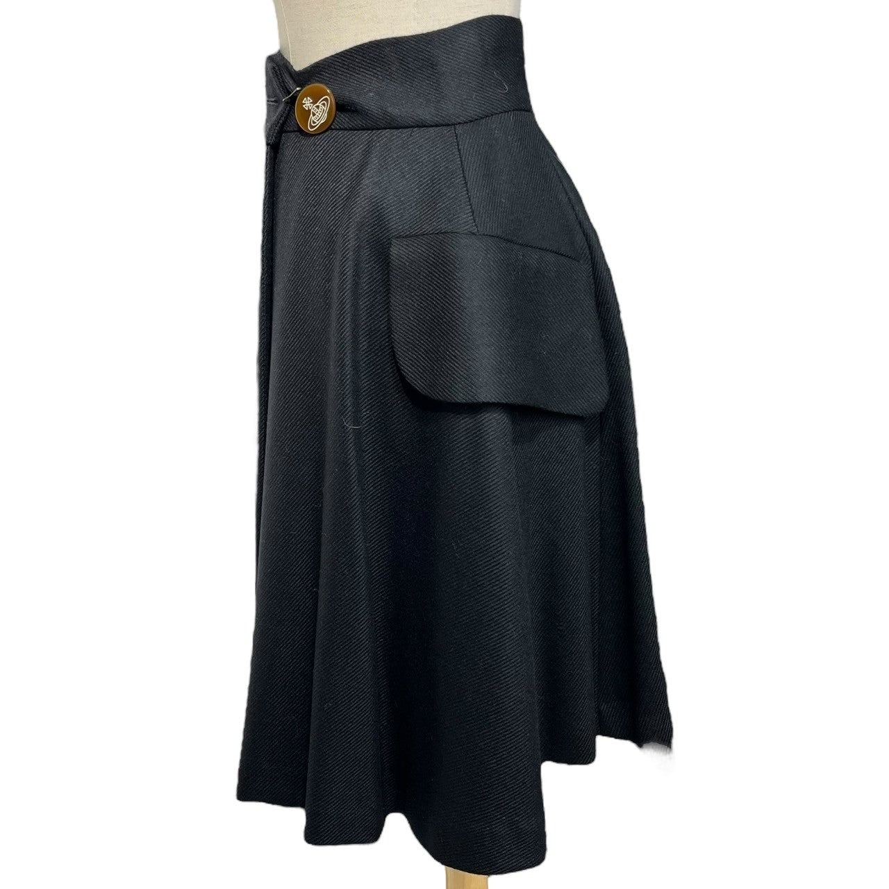 Vivienne Westwood RED LABEL(ヴィヴィアンウエストウッドレッドレーベル) 00's 2WAY orb button wool poncho wrap skirt ウール オーブ ロゴ ボタン ポンチョ ラップ スカート 357-01-25011 2(M程度) ブラック