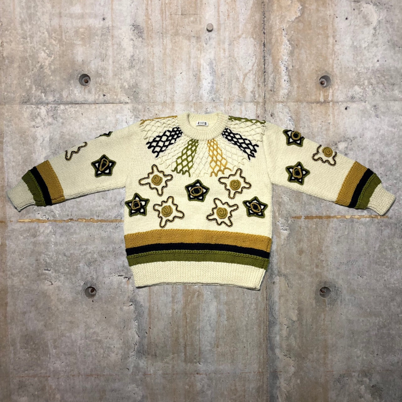 i.s. ISSEY MIYAKE(アイエス イッセイミヤケ) 90’s motif embroidery knit/刺繍ニット IS13-KN005 M マルチ IS