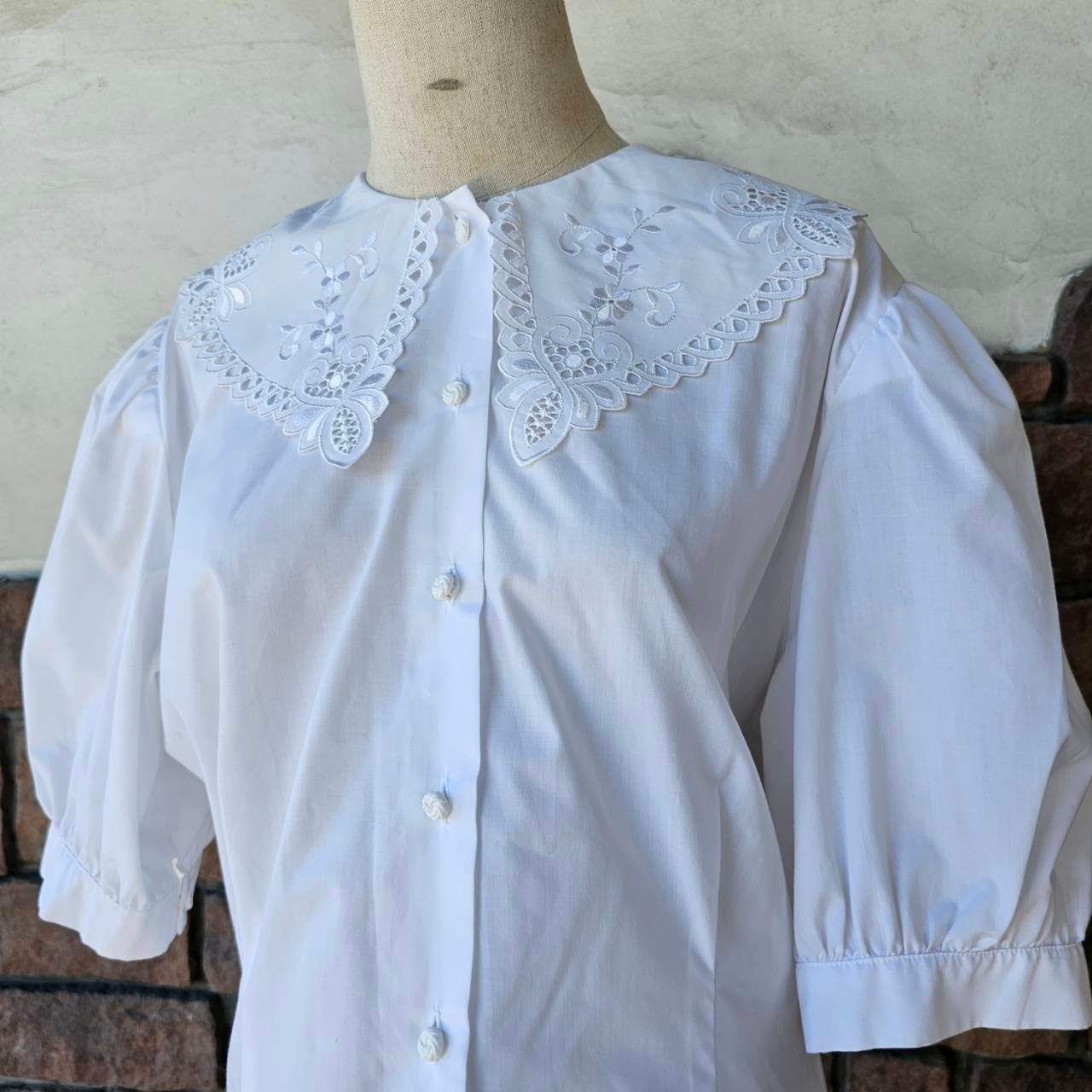 vintage(ヴィンテージ) 80'~90's big lace collar shortsleeve puffblouse 大きなレース衿の半袖パフスリーブブラウス 表記無し(M～Lサイズ程度) ホワイト デザインボタン