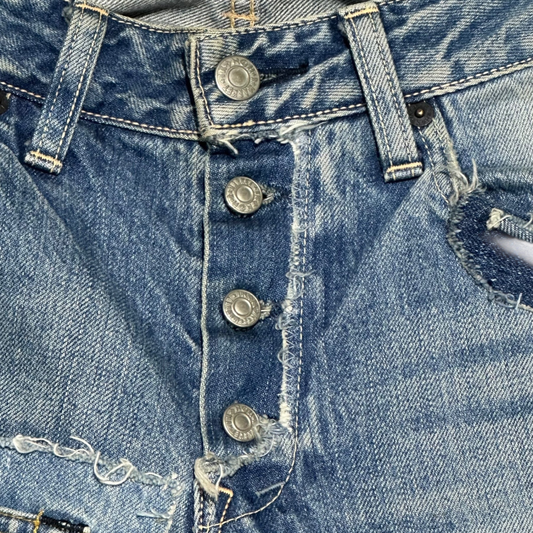 BLUE BLUE(ブルーブルー) Patchwork Remake Denim Pants パッチワーク リメイク デニム パンツ 29 ライトインディゴ 著名人着用 1点物 刺し子