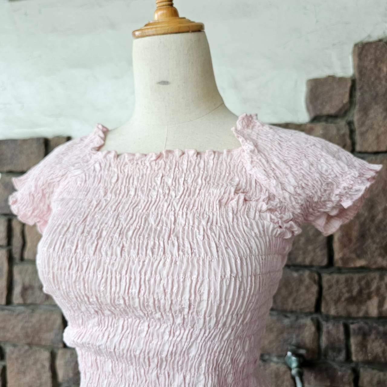 Euro vintage(ヨーロッパヴィンテージ) 80~90's pale pink floral smocking top 淡いペールピンクな花柄スモッキングシャーリングブラウス (S~M程度) ピンク